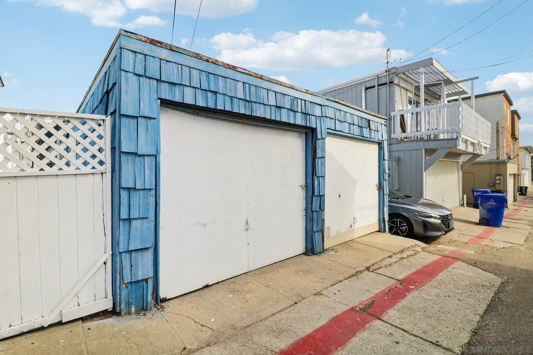 Detail Gallery Image 32 of 45 For 719  Jersey Ct, San Diego,  CA 92109 - 2 Beds | 1 Baths