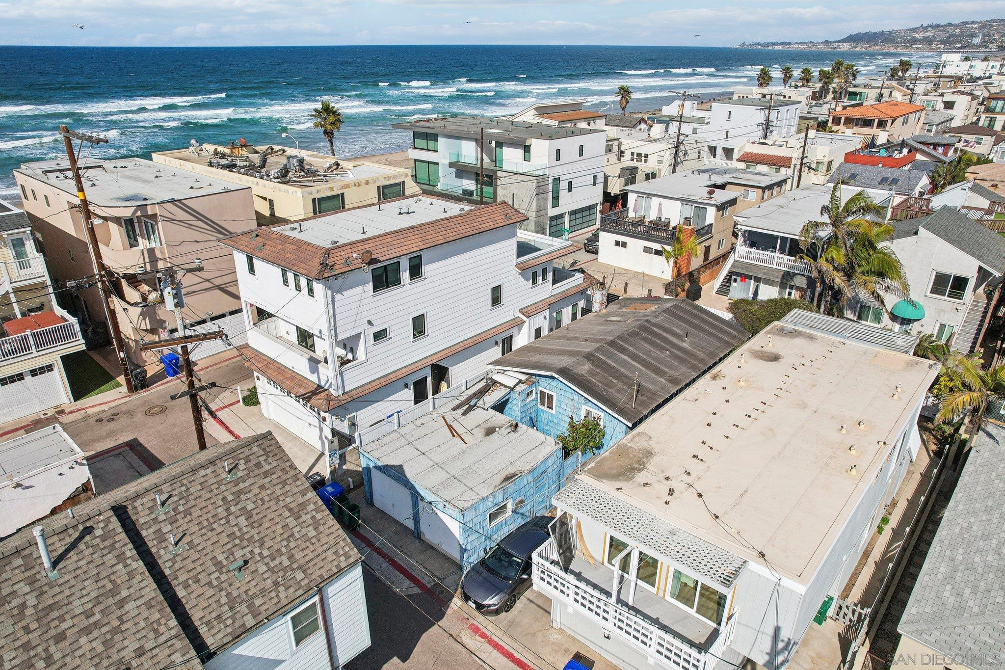 Detail Gallery Image 37 of 45 For 719  Jersey Ct, San Diego,  CA 92109 - 2 Beds | 1 Baths