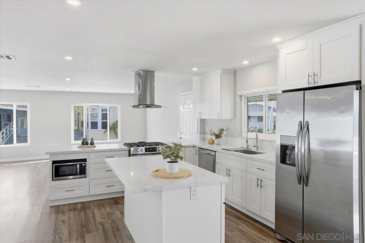 Detail Gallery Image 12 of 50 For 7023  San Bartolo  41, Carlsbad,  CA 92011 - 2 Beds | 2 Baths