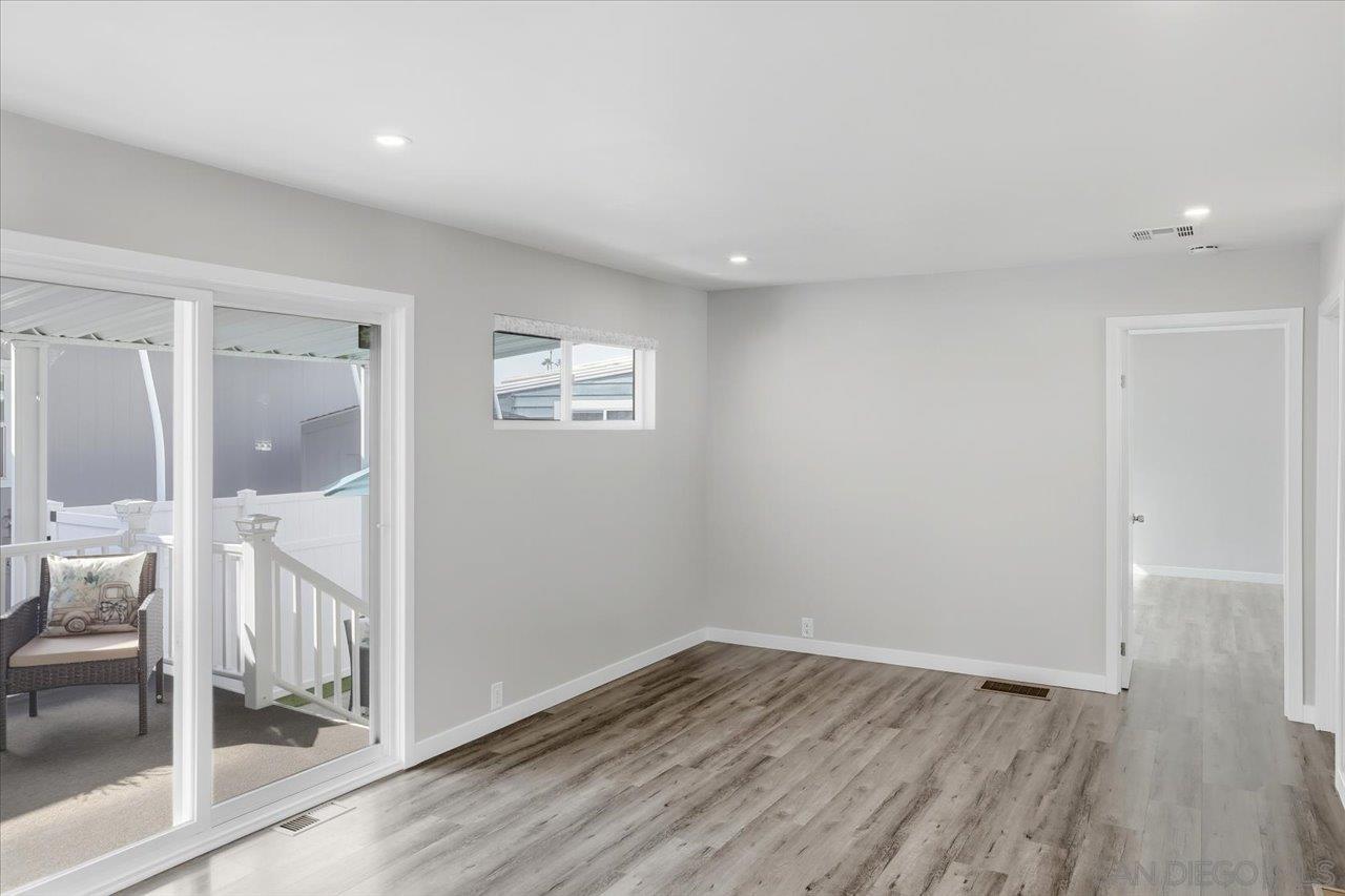 Detail Gallery Image 15 of 50 For 7023  San Bartolo  41, Carlsbad,  CA 92011 - 2 Beds | 2 Baths