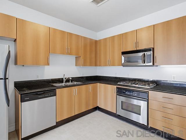 Detail Gallery Image 18 of 45 For 550  Park Blvd  #2601,  San Diego,  CA 92101 - 1 Beds | 1 Baths