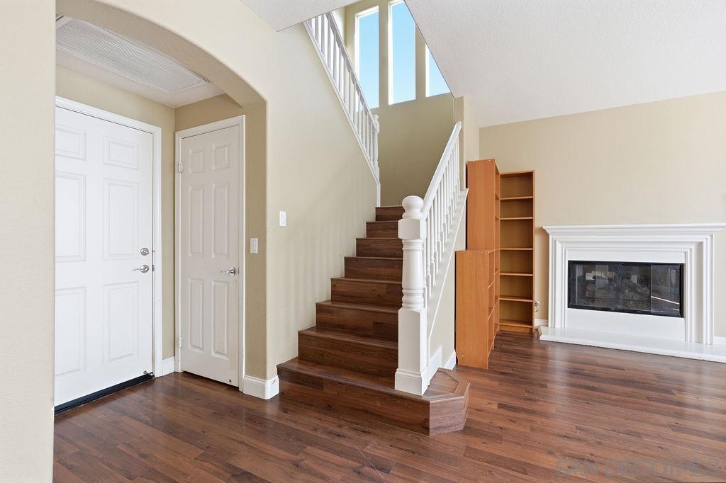 Detail Gallery Image 15 of 39 For 721  Hollowbrook Ct, San Marcos,  CA 92078 - 5 Beds | 3/1 Baths