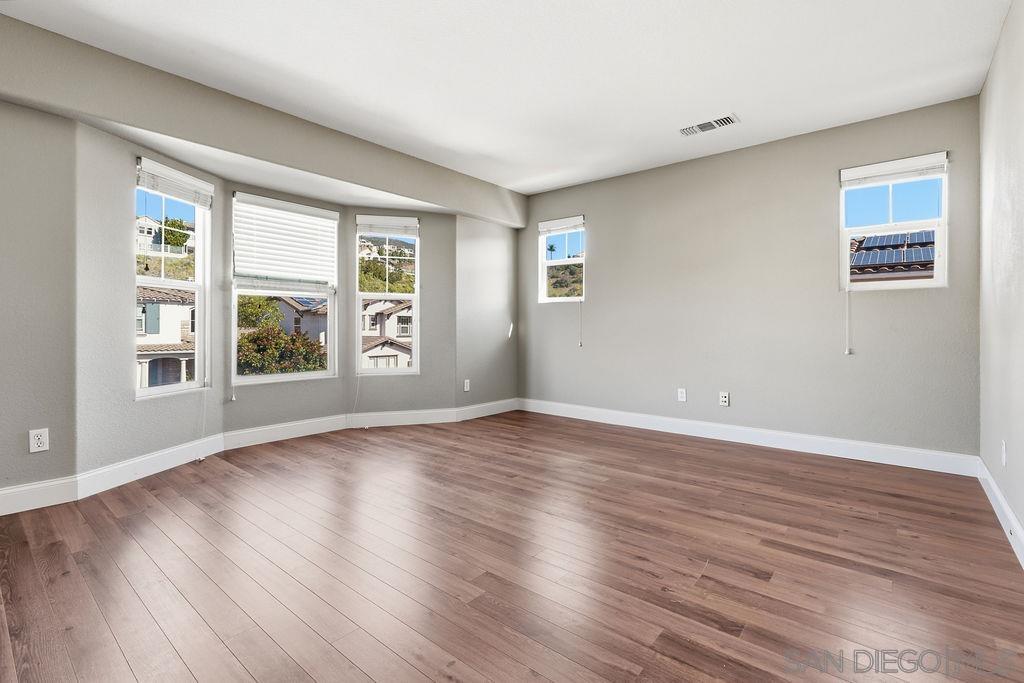Detail Gallery Image 27 of 39 For 721  Hollowbrook Ct, San Marcos,  CA 92078 - 5 Beds | 3/1 Baths