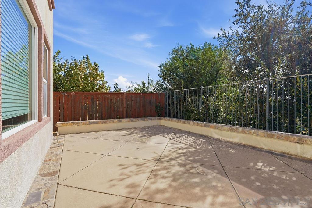 Detail Gallery Image 33 of 39 For 721  Hollowbrook Ct, San Marcos,  CA 92078 - 5 Beds | 3/1 Baths