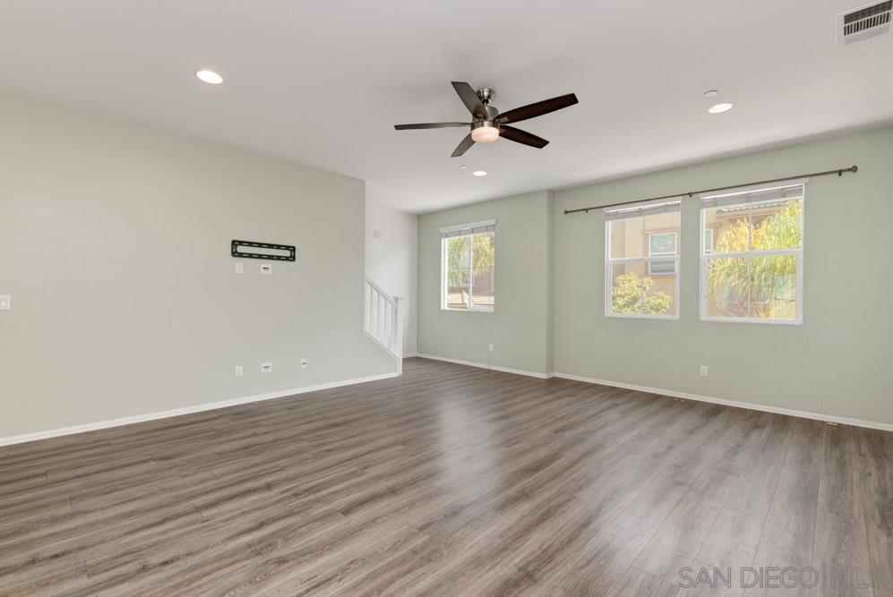 Detail Gallery Image 13 of 29 For 491  Prosperity Dr, San Marcos,  CA 92069 - 4 Beds | 2/1 Baths