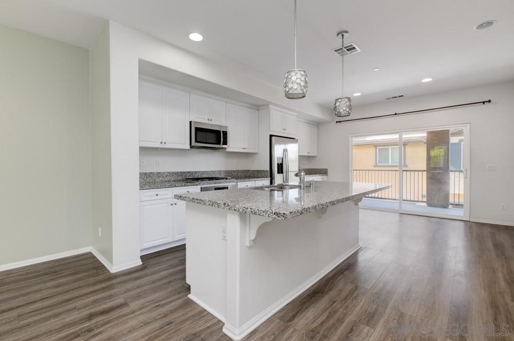 Detail Gallery Image 8 of 29 For 491  Prosperity Dr, San Marcos,  CA 92069 - 4 Beds | 2/1 Baths