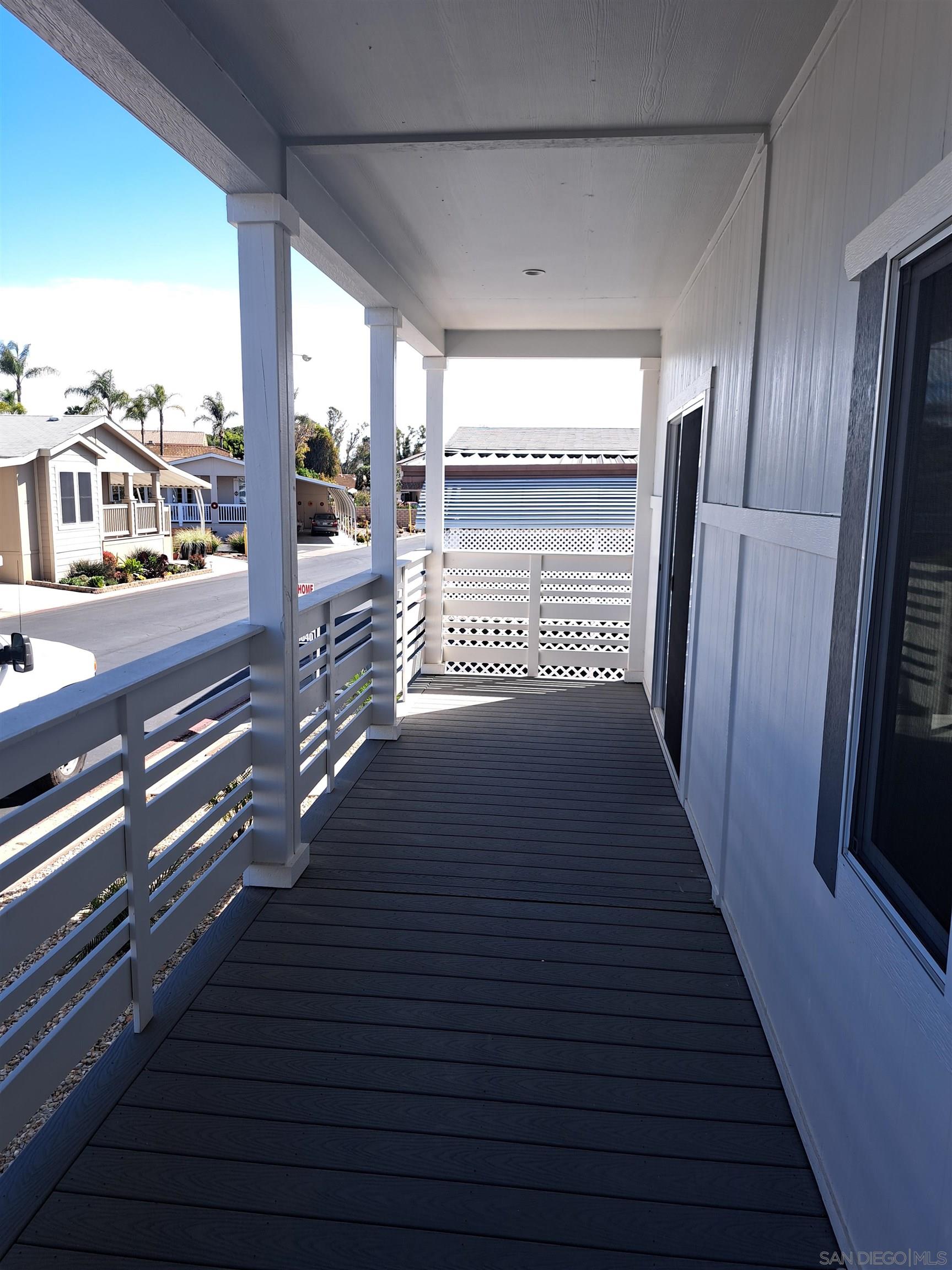 Detail Gallery Image 3 of 21 For 1401 W El Norte Parkway  #282,  San Marcos,  CA 92069 - 3 Beds | 2 Baths