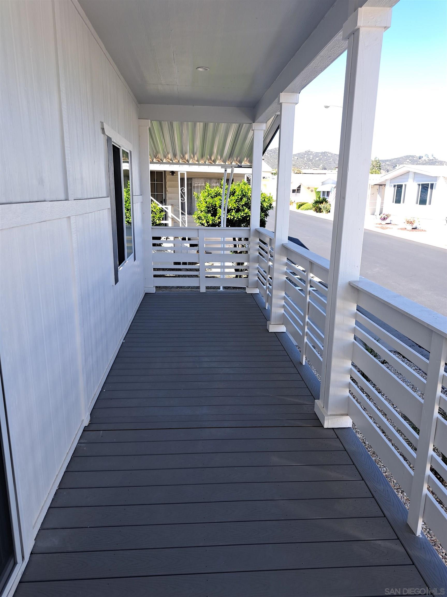 Detail Gallery Image 4 of 21 For 1401 W El Norte Parkway  #282,  San Marcos,  CA 92069 - 3 Beds | 2 Baths