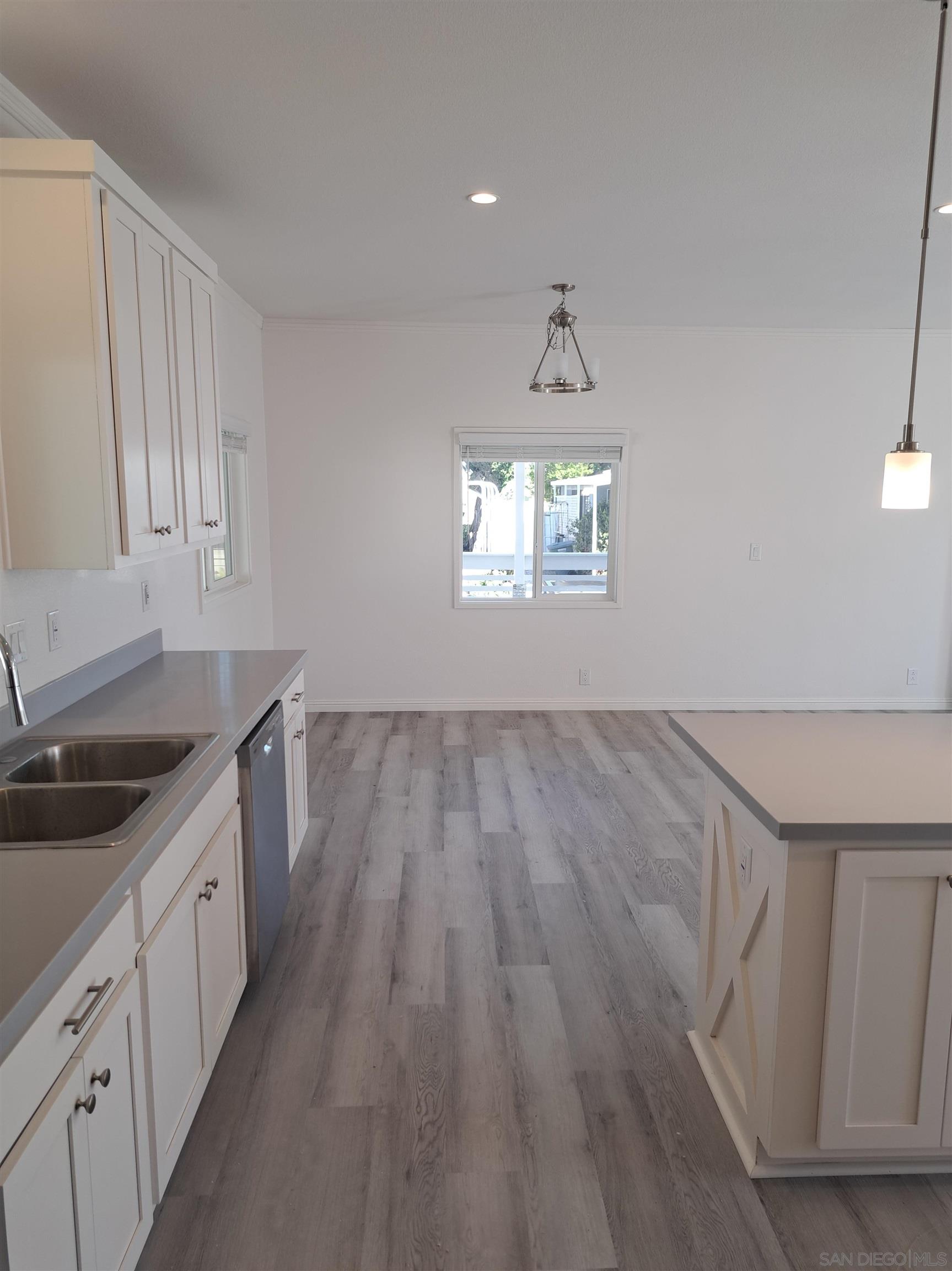 Detail Gallery Image 8 of 21 For 1401 W El Norte Parkway  #282,  San Marcos,  CA 92069 - 3 Beds | 2 Baths