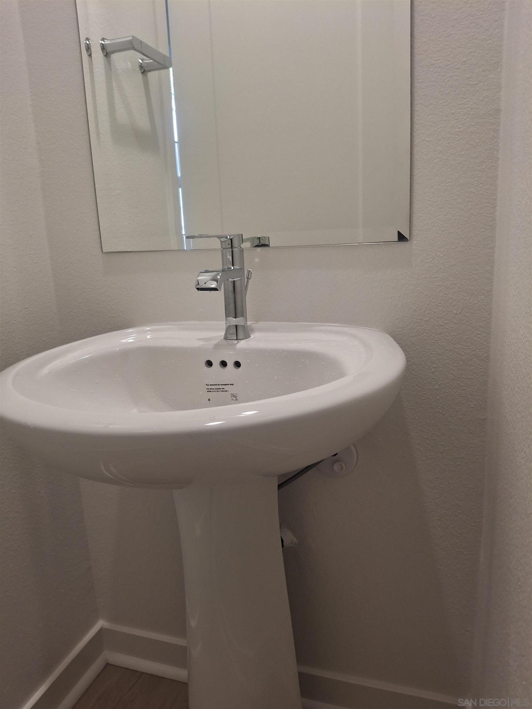 Detail Gallery Image 37 of 42 For 2518  Delphinium Ln, Carlsbad,  CA 92008 - 4 Beds | 2/2 Baths