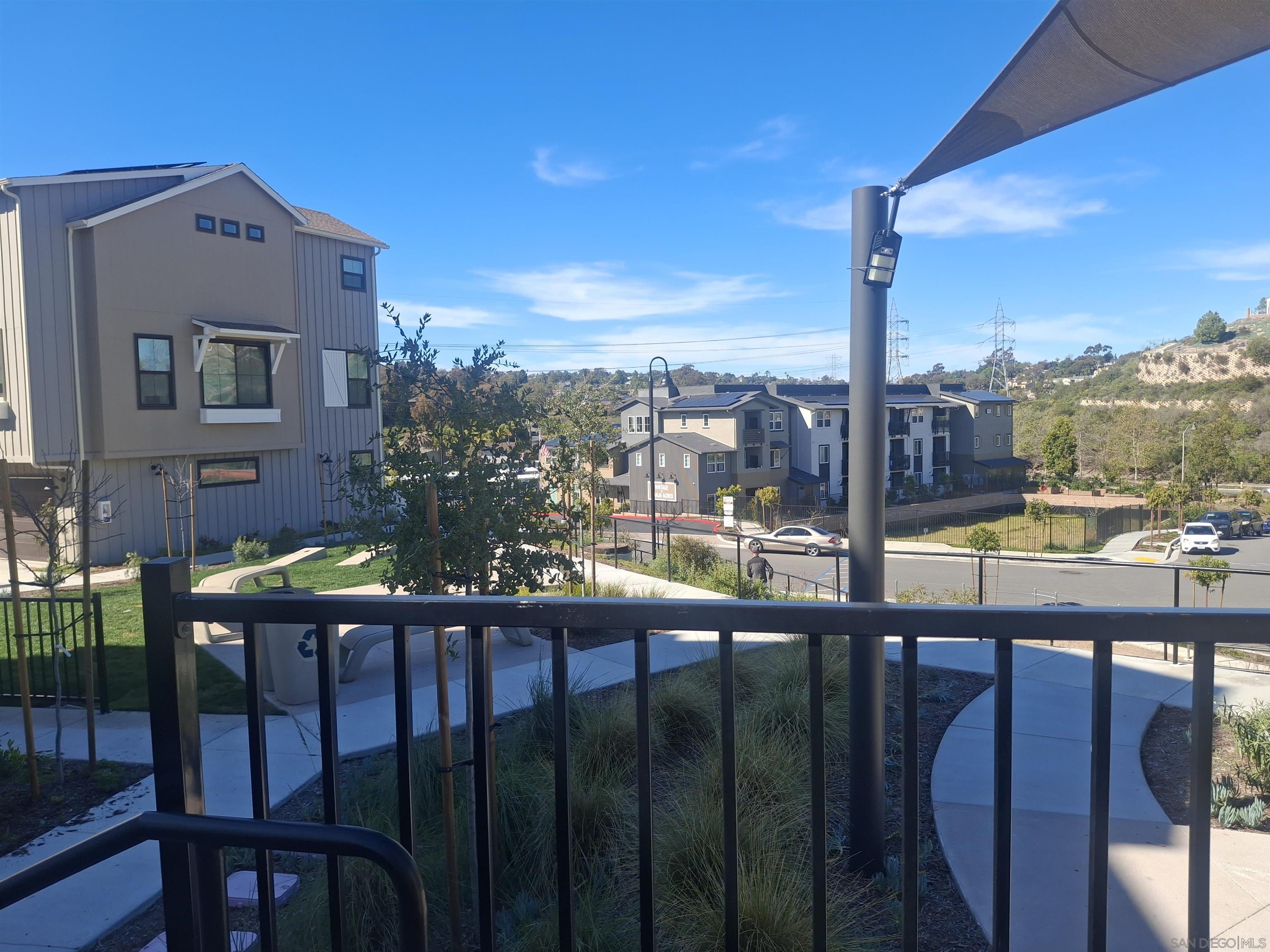 Detail Gallery Image 41 of 42 For 2518  Delphinium Ln, Carlsbad,  CA 92008 - 4 Beds | 2/2 Baths