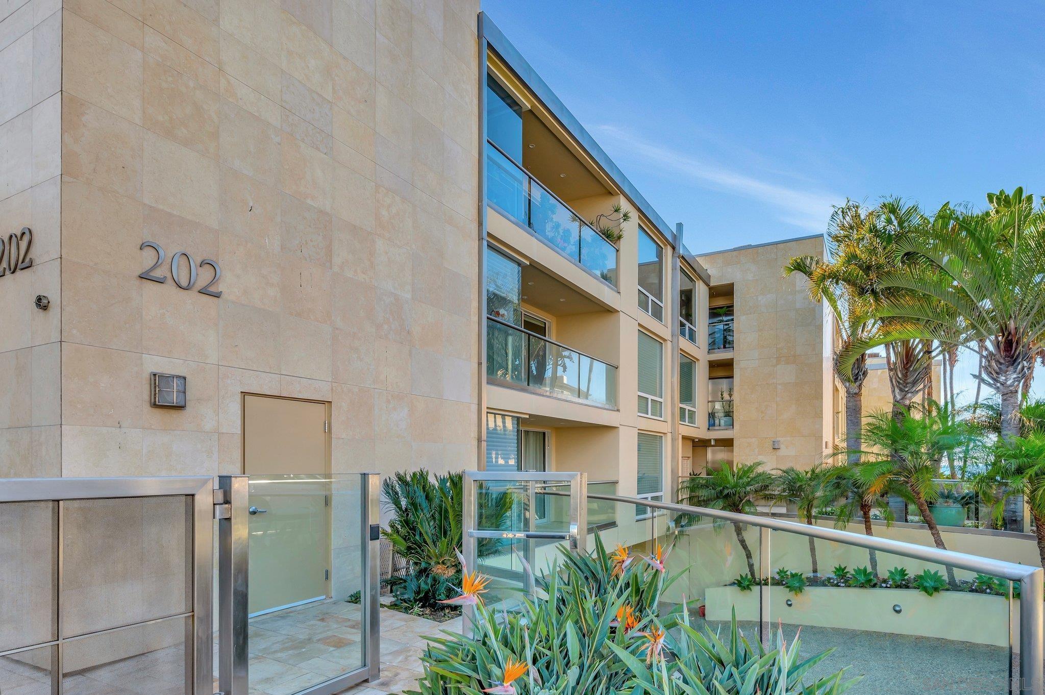 Detail Gallery Image 21 of 24 For 202  Coast Blvd  #8,  La Jolla,  CA 92037 - 3 Beds | 2/1 Baths