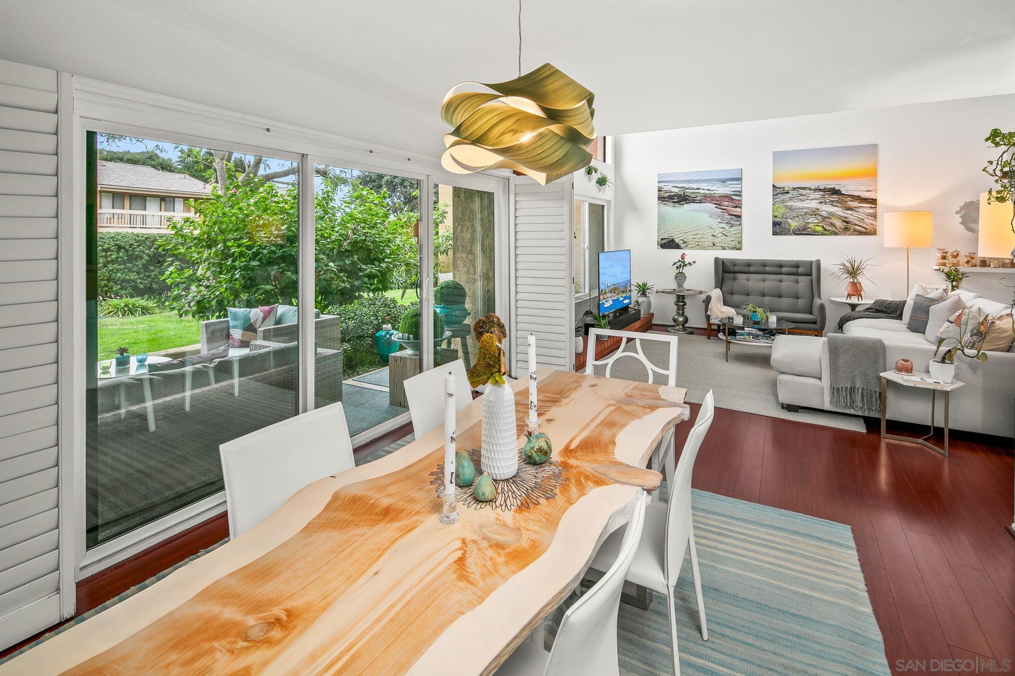 Detail Gallery Image 14 of 31 For , La Jolla,  CA 92037 - 3 Beds | 2/1 Baths