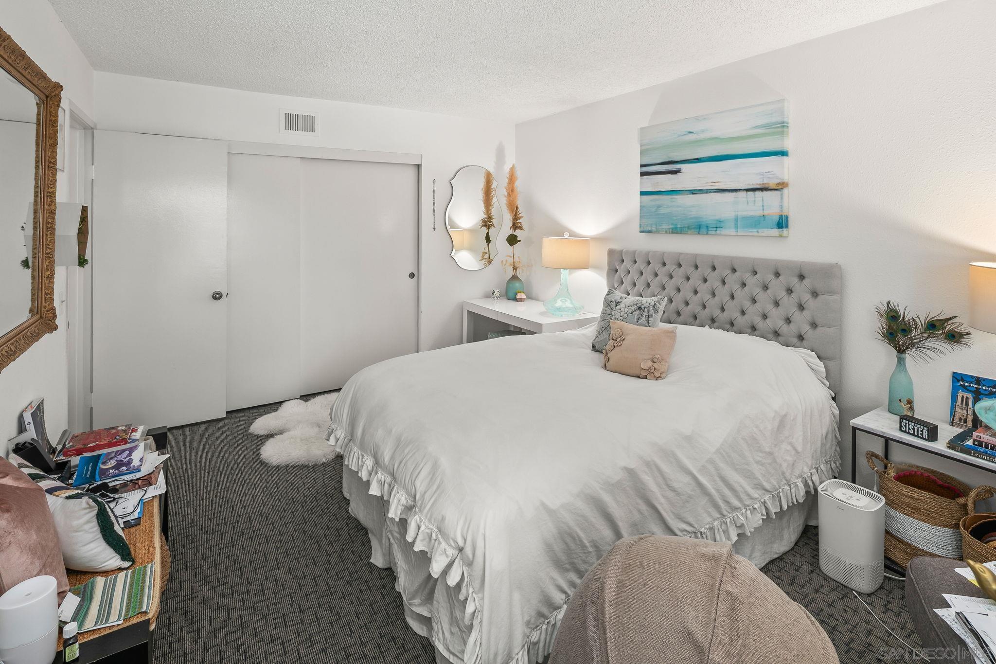 Detail Gallery Image 21 of 31 For , La Jolla,  CA 92037 - 3 Beds | 2/1 Baths