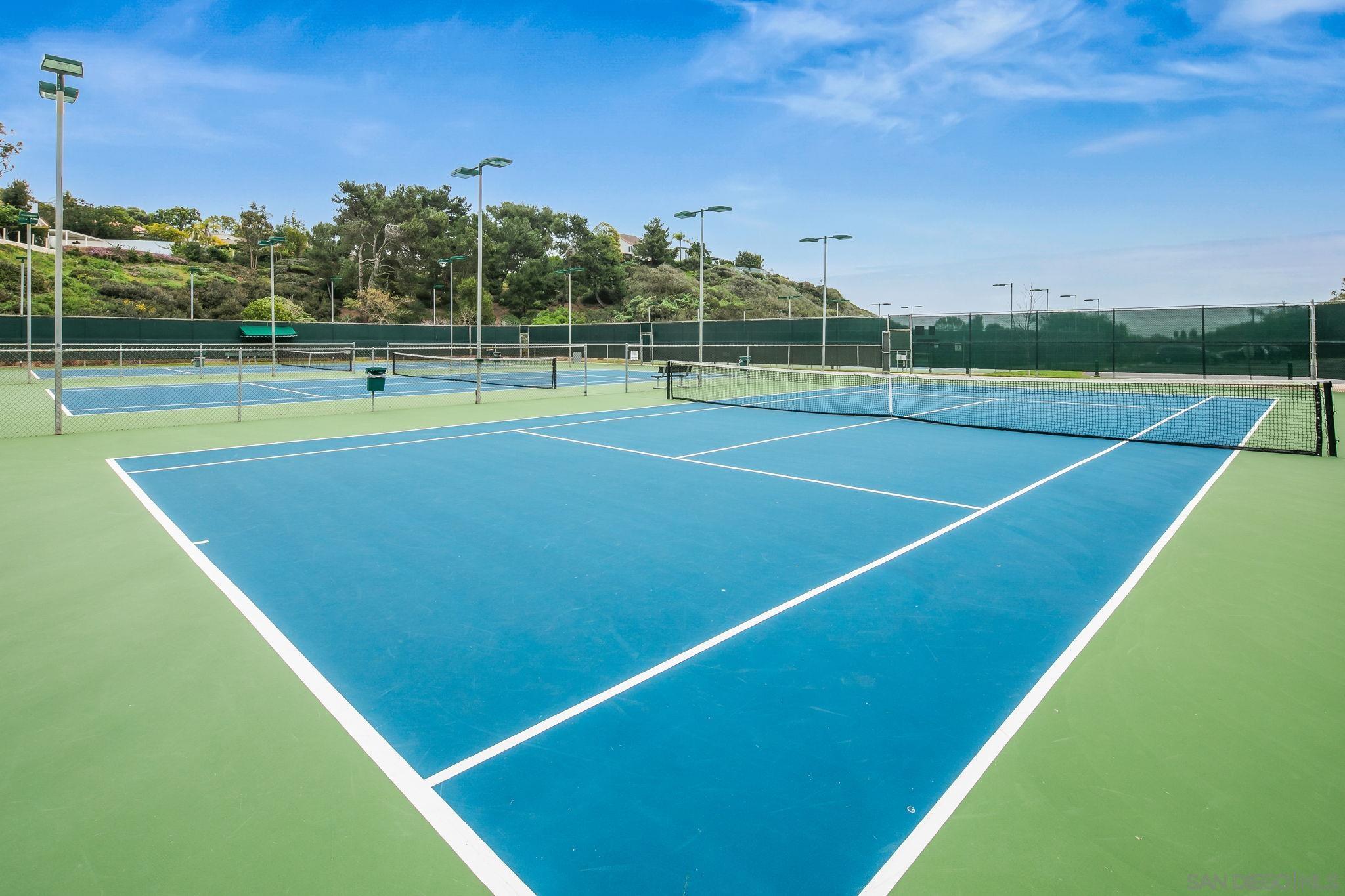 Detail Gallery Image 26 of 31 For , La Jolla,  CA 92037 - 3 Beds | 2/1 Baths