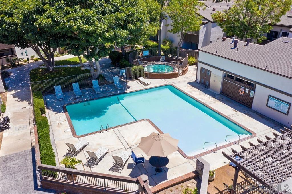 Detail Gallery Image 21 of 21 For 1353  Caminito Gabaldon  #E,  San Diego,  CA 92108 - 2 Beds | 1 Baths