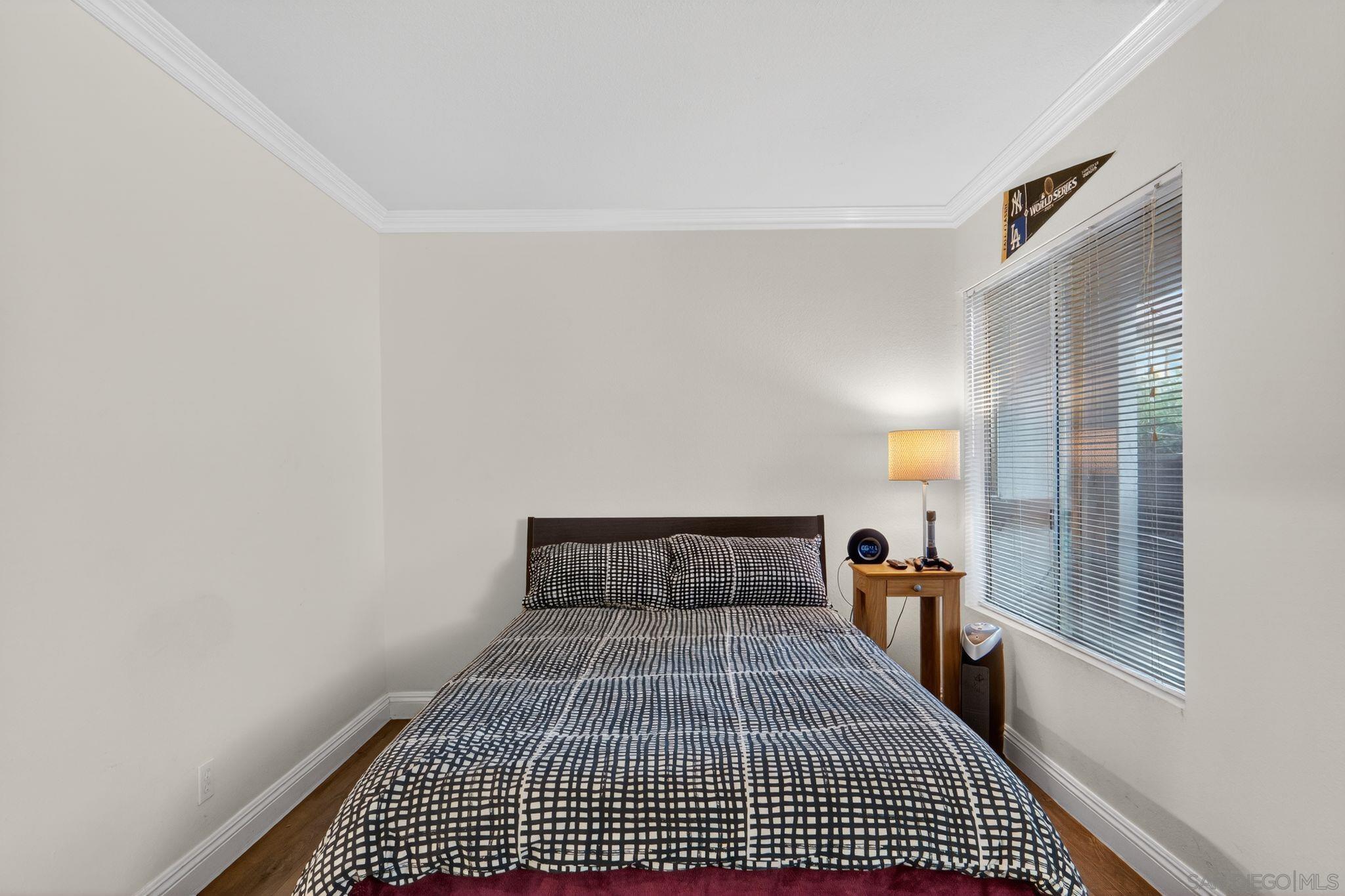 Detail Gallery Image 10 of 21 For 1353  Caminito Gabaldon  #E,  San Diego,  CA 92108 - 2 Beds | 1 Baths