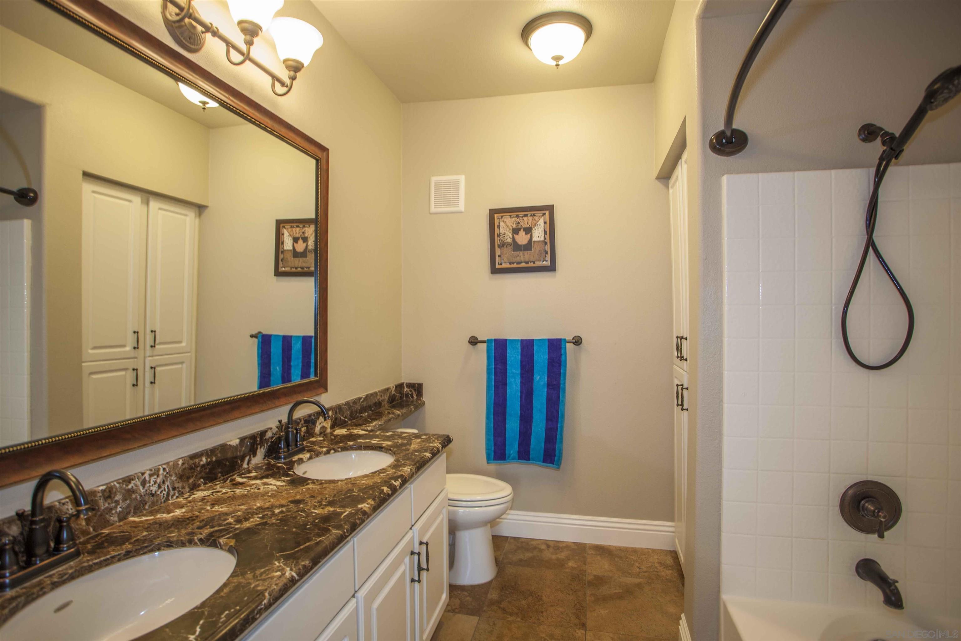 Detail Gallery Image 17 of 32 For 12362  Carmel Country Rd  #G208,  San Diego,  CA 92130 - 3 Beds | 2 Baths