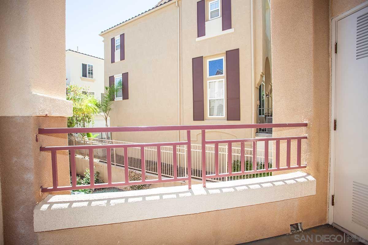 Detail Gallery Image 26 of 32 For 12362  Carmel Country Rd  #G208,  San Diego,  CA 92130 - 3 Beds | 2 Baths