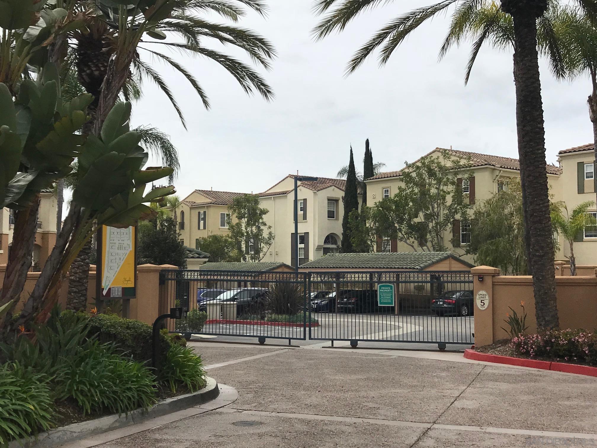 Detail Gallery Image 28 of 32 For 12362  Carmel Country Rd  #G208,  San Diego,  CA 92130 - 3 Beds | 2 Baths