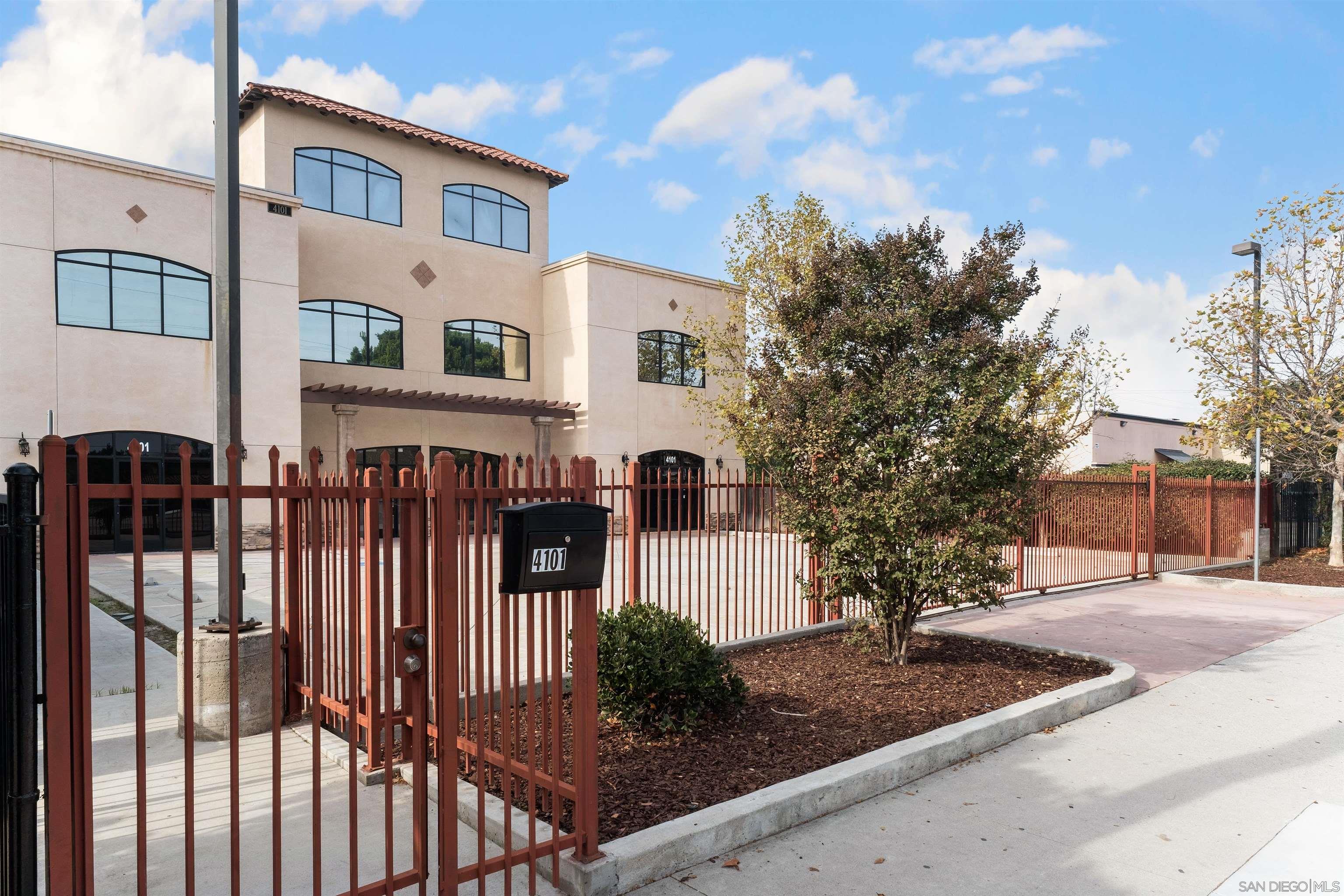 Detail Gallery Image 2 of 5 For 4101  Rosemead Blvd, Pico Rivera,  CA 90660 - – Beds | – Baths