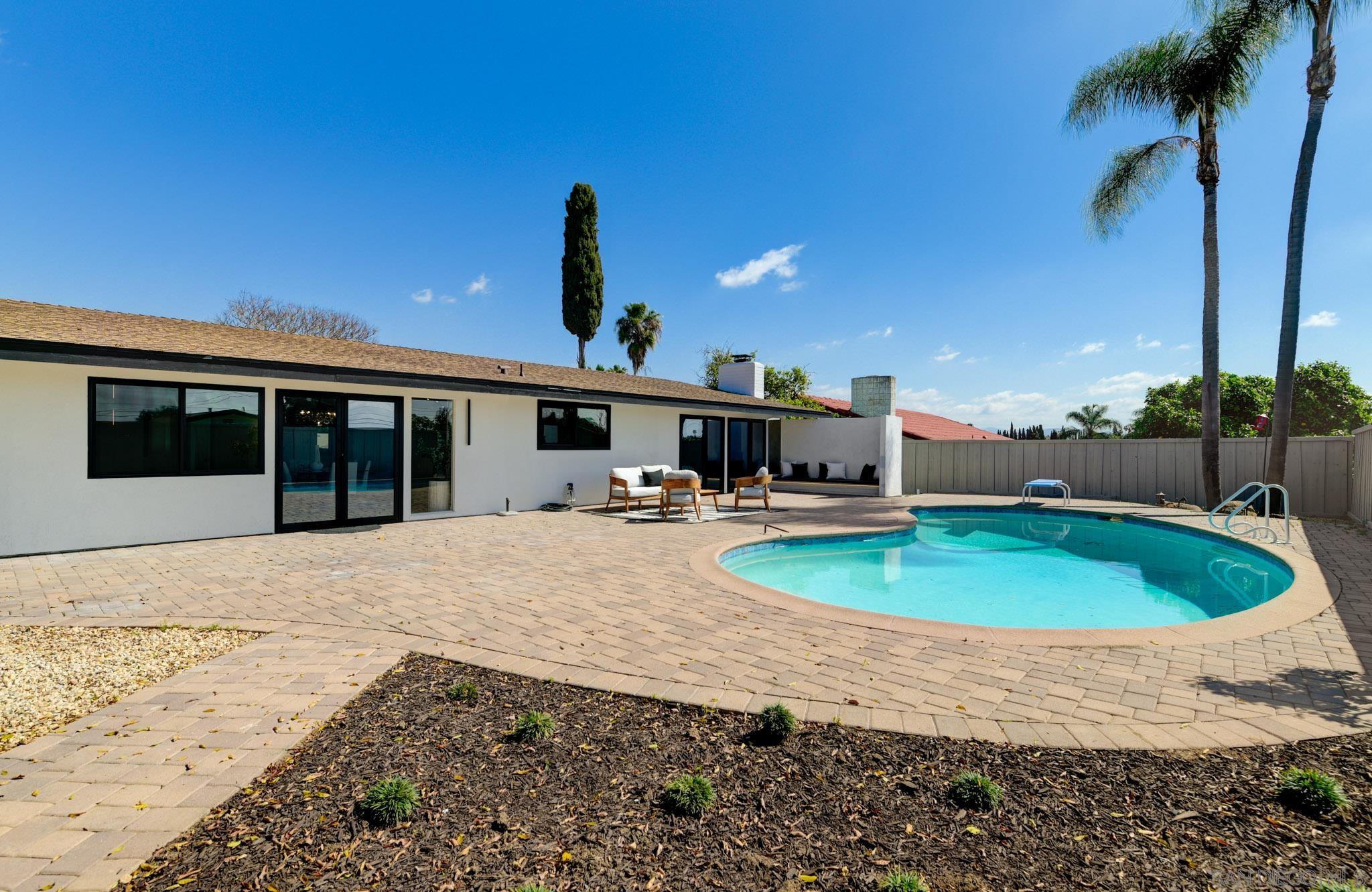 Detail Gallery Image 26 of 31 For 6852  Jackson Dr, San Diego,  CA 92119 - 4 Beds | 3 Baths