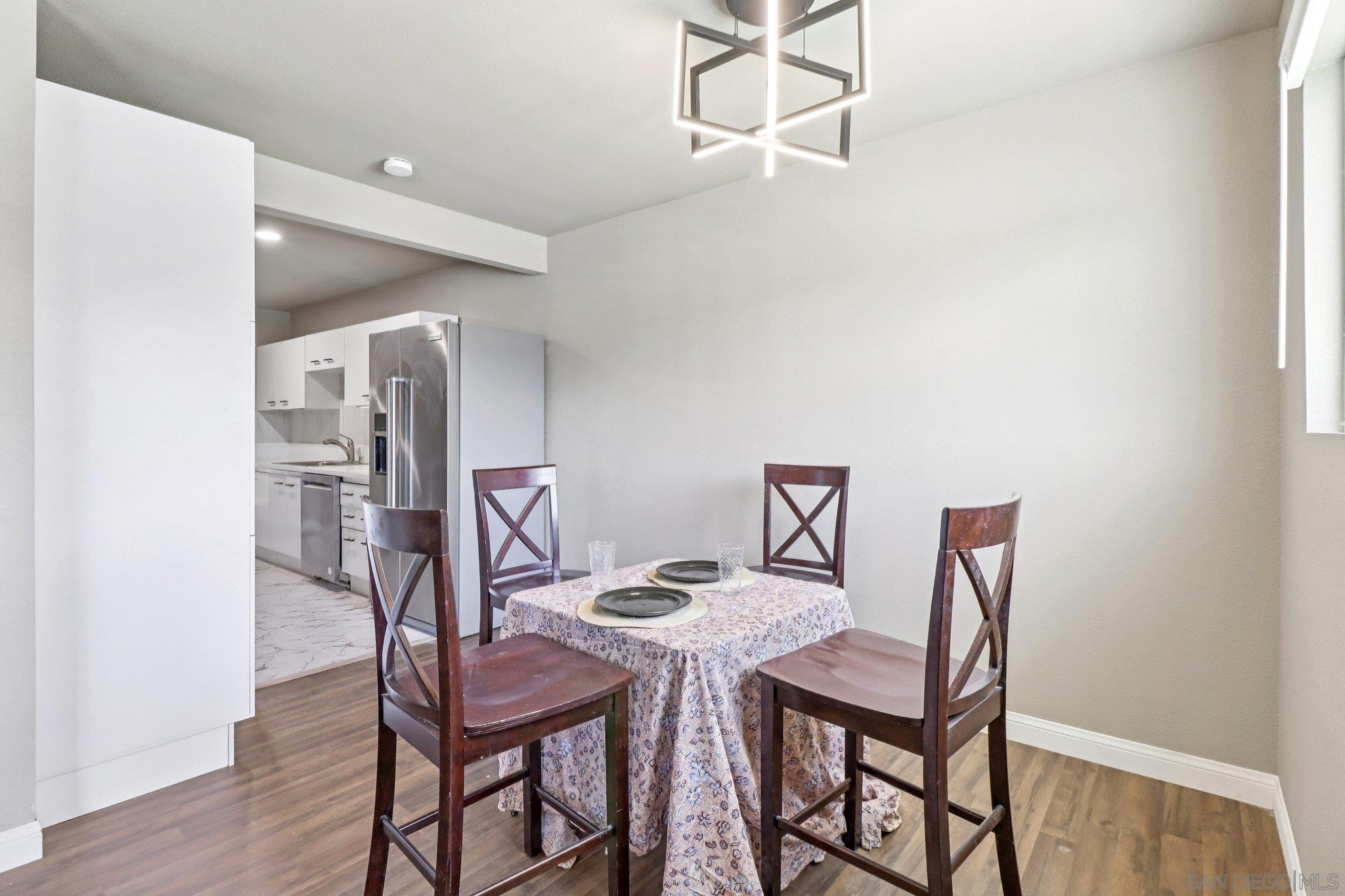 Detail Gallery Image 19 of 22 For , San Diego,  CA 92117 - 3 Beds | 2 Baths