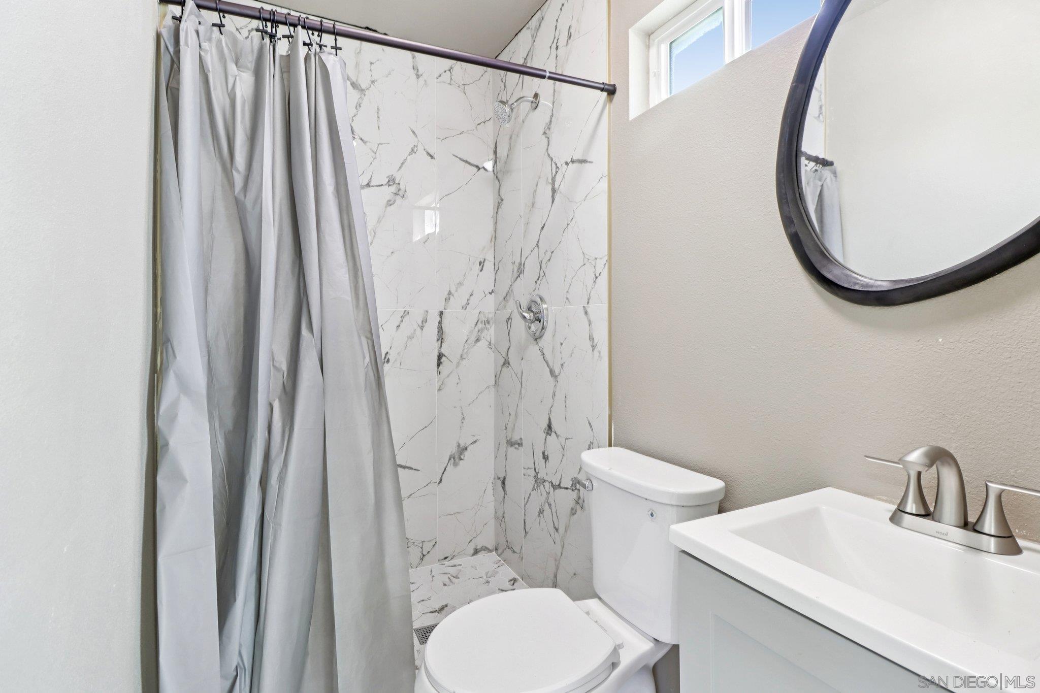 Detail Gallery Image 8 of 22 For , San Diego,  CA 92117 - 3 Beds | 2 Baths