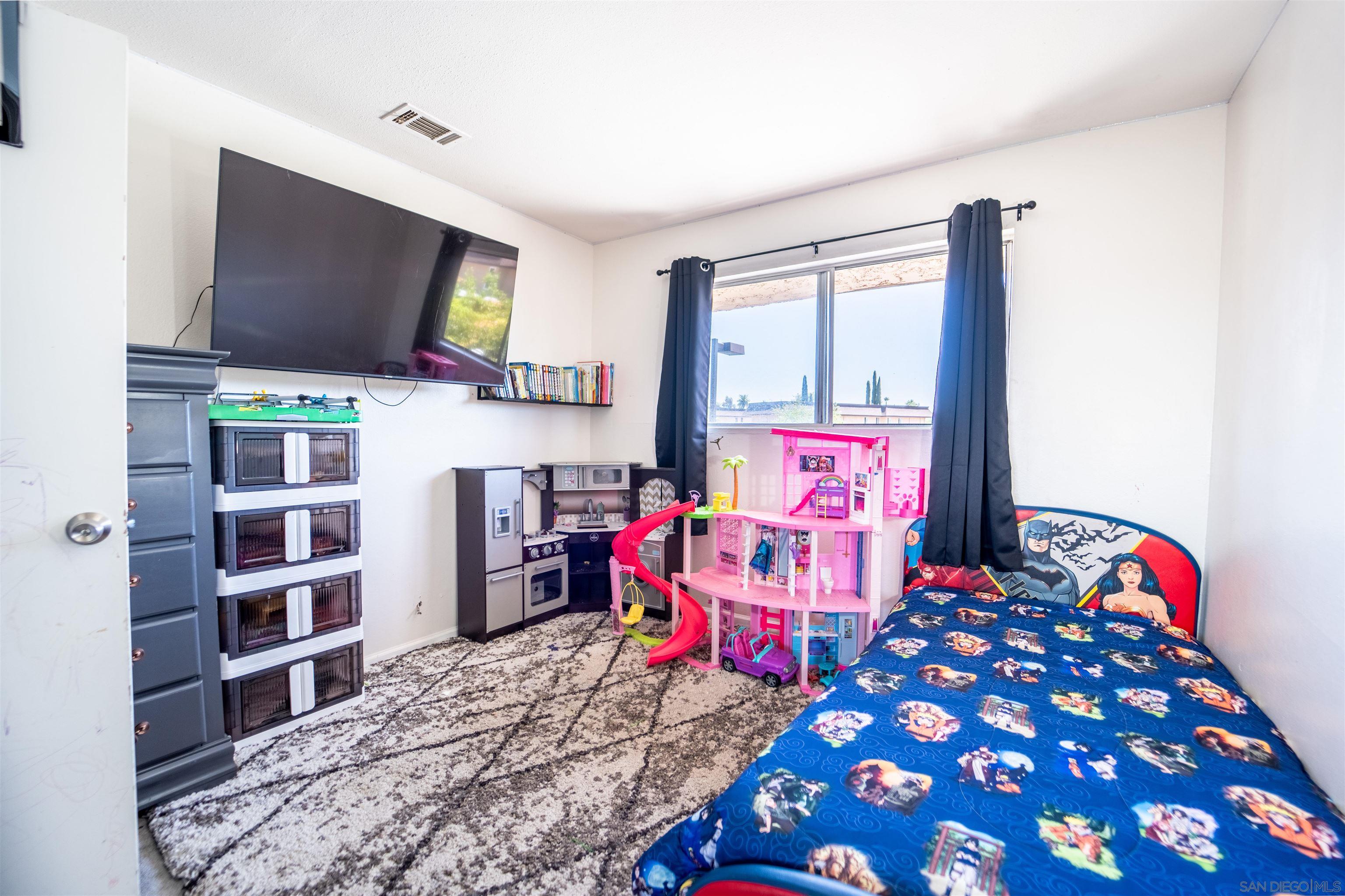 Detail Gallery Image 10 of 12 For 2121 E Grand Ave  28g,  Escondido,  CA 92027 - 2 Beds | 1/1 Baths