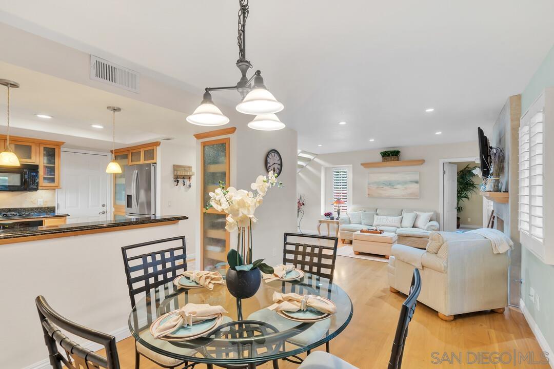 Detail Gallery Image 16 of 65 For 11992  Avenida Marcella, El Cajon,  CA 92019 - 4 Beds | 3/1 Baths