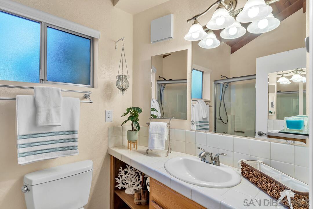 Detail Gallery Image 28 of 65 For 11992  Avenida Marcella, El Cajon,  CA 92019 - 4 Beds | 3/1 Baths