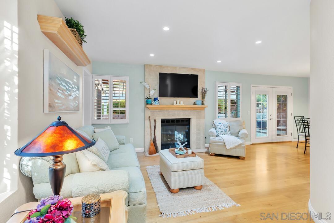 Detail Gallery Image 10 of 65 For 11992  Avenida Marcella, El Cajon,  CA 92019 - 4 Beds | 3/1 Baths