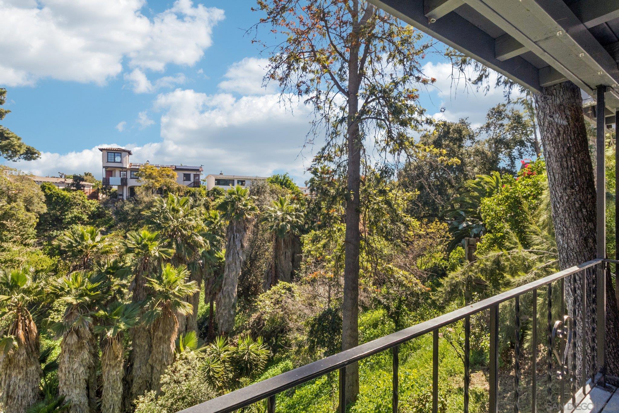 Detail Gallery Image 28 of 33 For 4537  45th St, San Diego,  CA 92115 - 2 Beds | 2 Baths