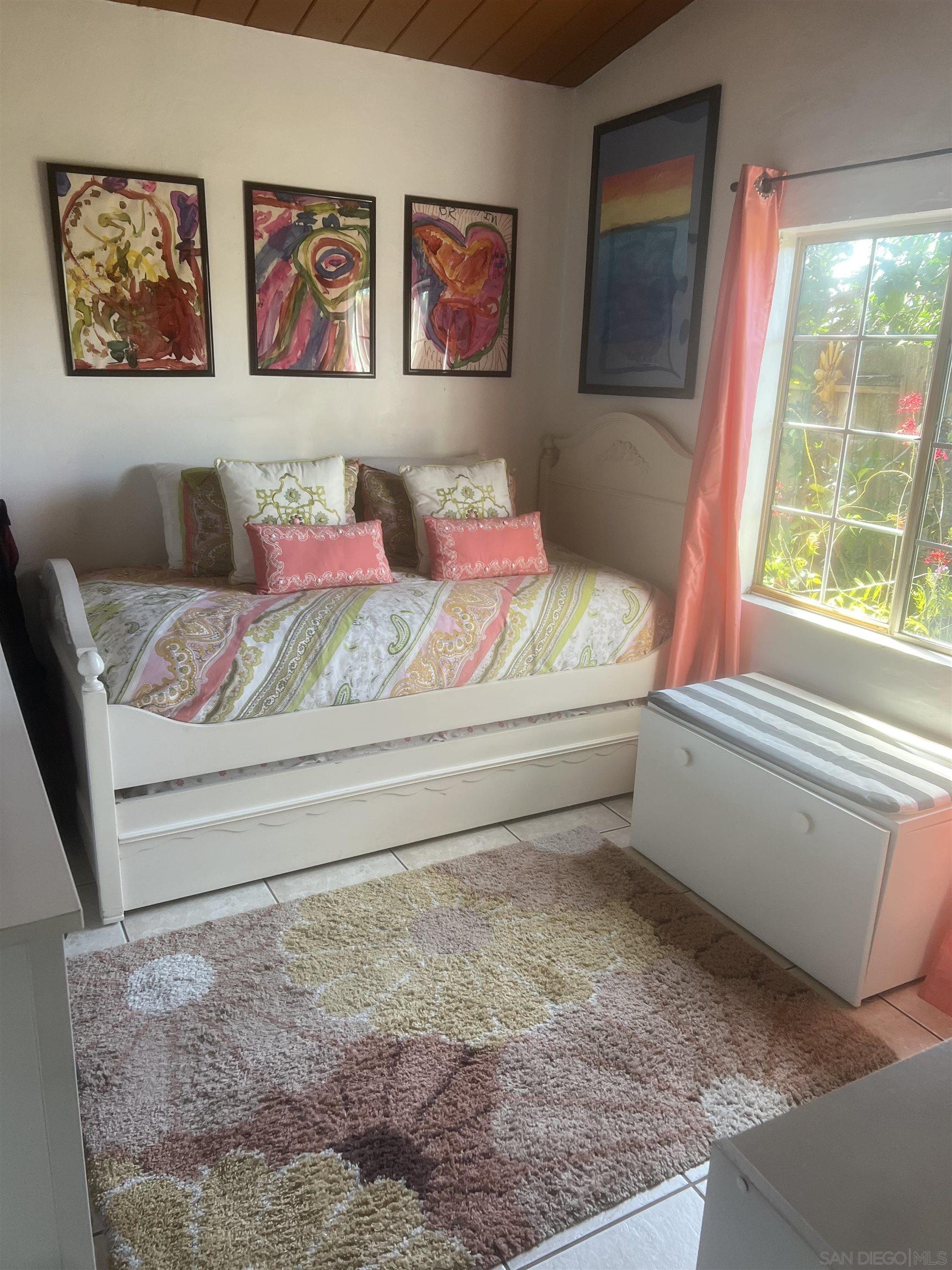 Detail Gallery Image 3 of 14 For 4327-29  Clmt Mesa Blvd, San Diego,  CA 92117 - – Beds | – Baths