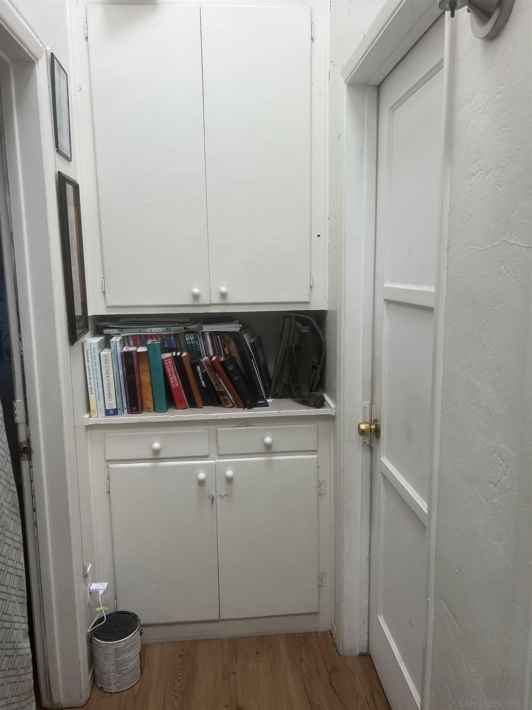 Detail Gallery Image 10 of 14 For 4327-29  Clmt Mesa Blvd, San Diego,  CA 92117 - – Beds | – Baths