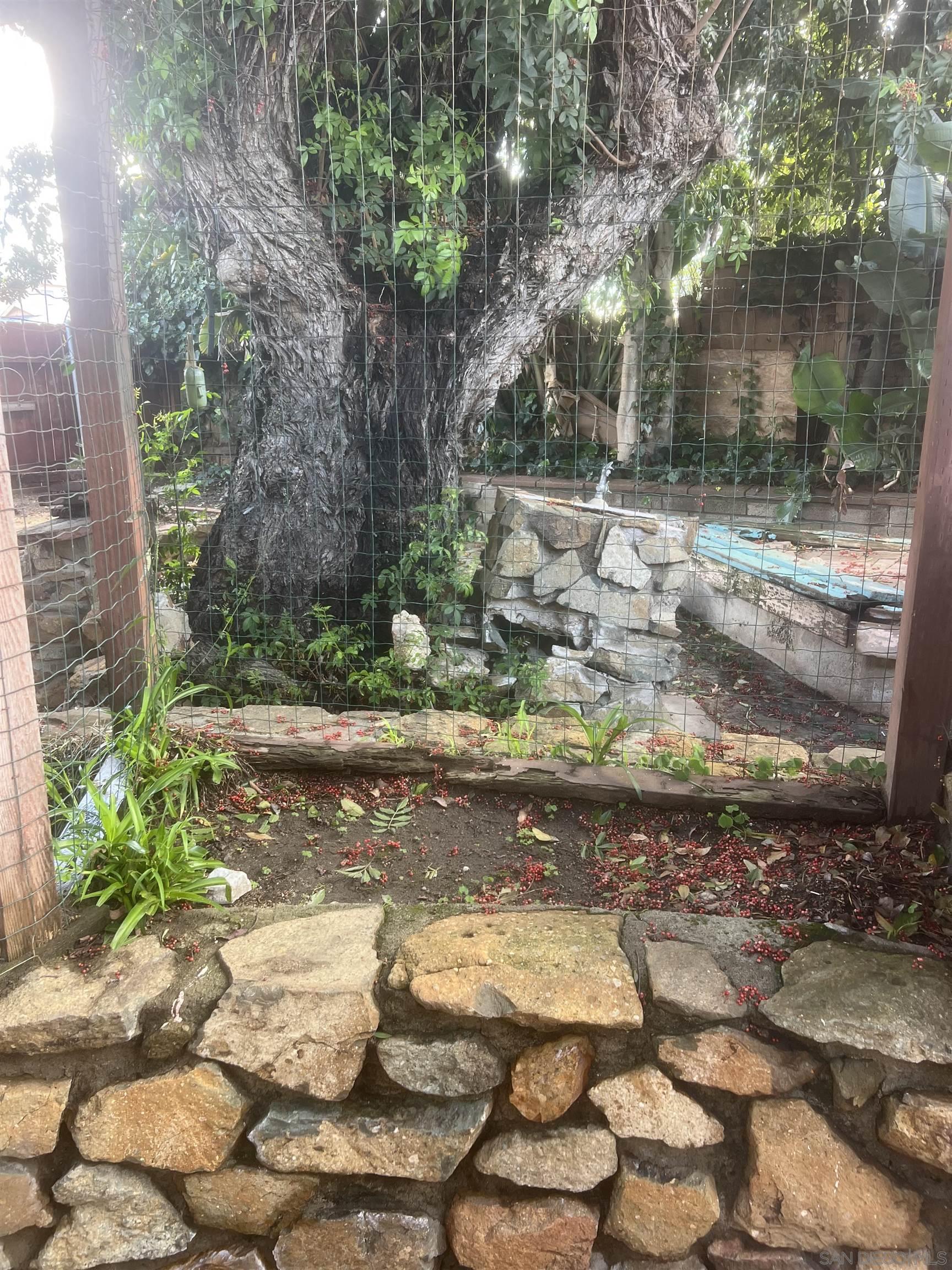 Detail Gallery Image 3 of 4 For 4189  Cole Court, San Diego,  CA 92117 - 3 Beds | 1/1 Baths