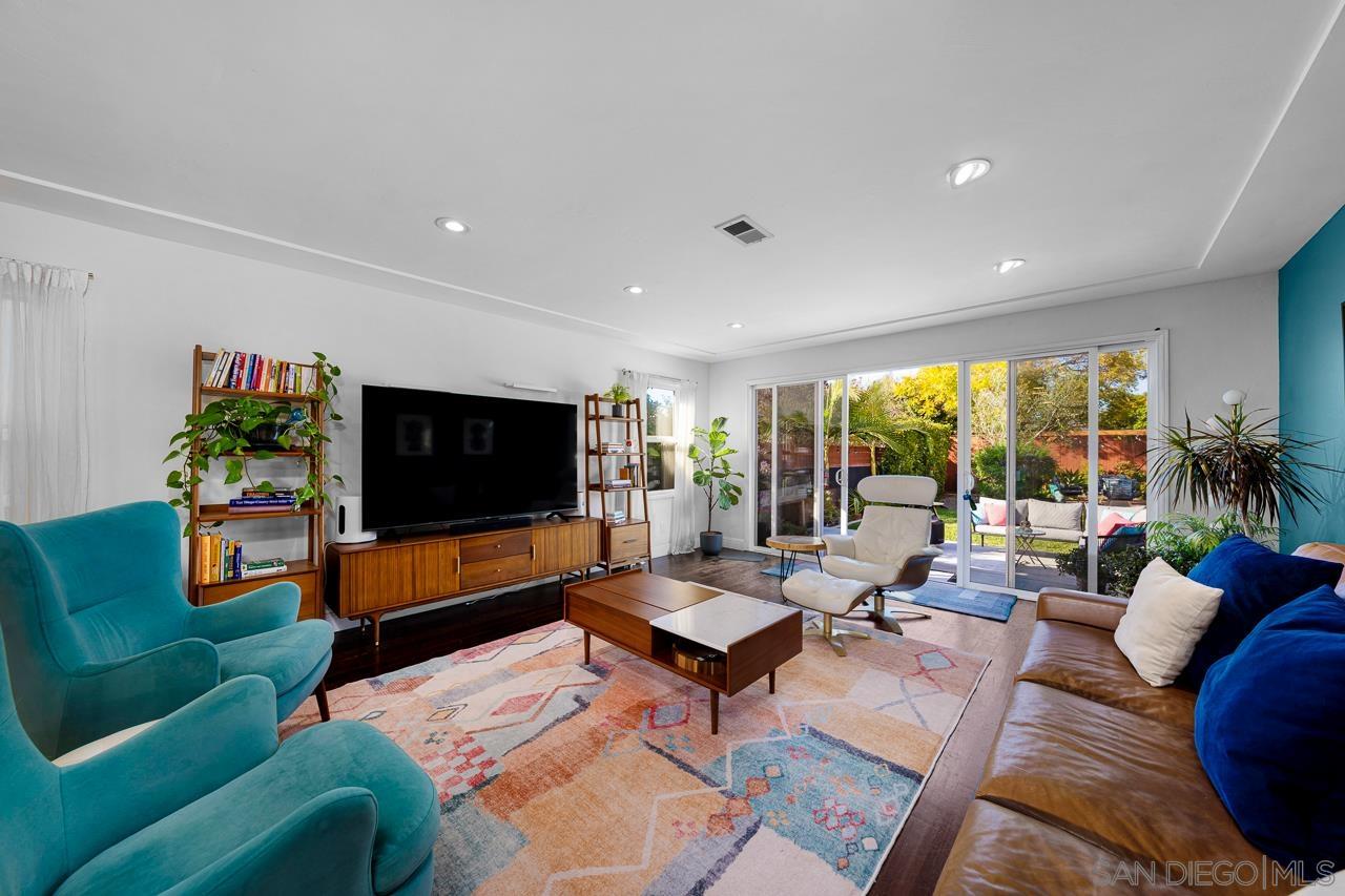 Detail Gallery Image 12 of 45 For 3160  Olive Street, San Diego,  CA 92104 - 4 Beds | 3 Baths