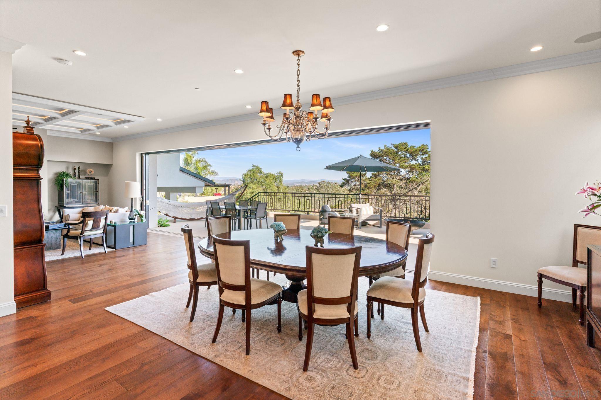 Detail Gallery Image 20 of 75 For 13995  Mira Montana Dr, Del Mar,  CA 92014 - 7 Beds | 6/2 Baths