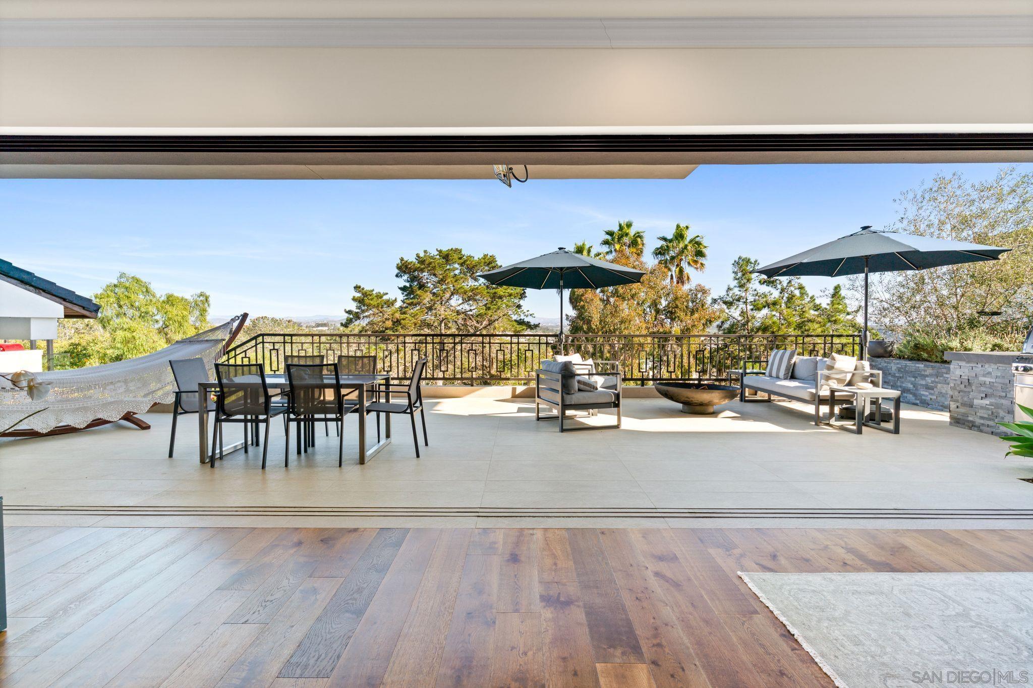 Detail Gallery Image 21 of 75 For 13995  Mira Montana Dr, Del Mar,  CA 92014 - 7 Beds | 6/2 Baths