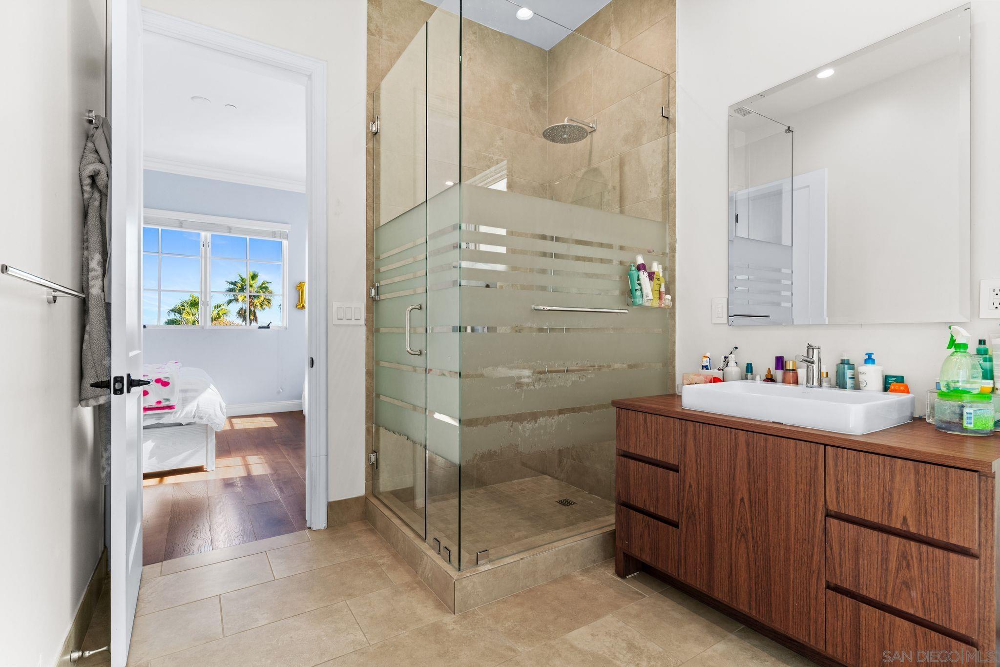 Detail Gallery Image 50 of 75 For 13995  Mira Montana Dr, Del Mar,  CA 92014 - 7 Beds | 6/2 Baths