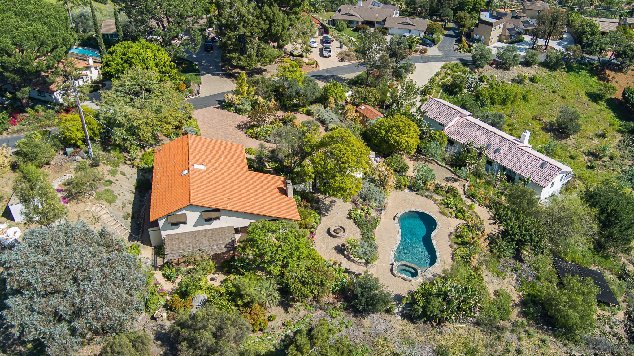 Detail Gallery Image 14 of 67 For 2871  Anaheim St, Escondido,  CA 92025 - 3 Beds | 2/1 Baths