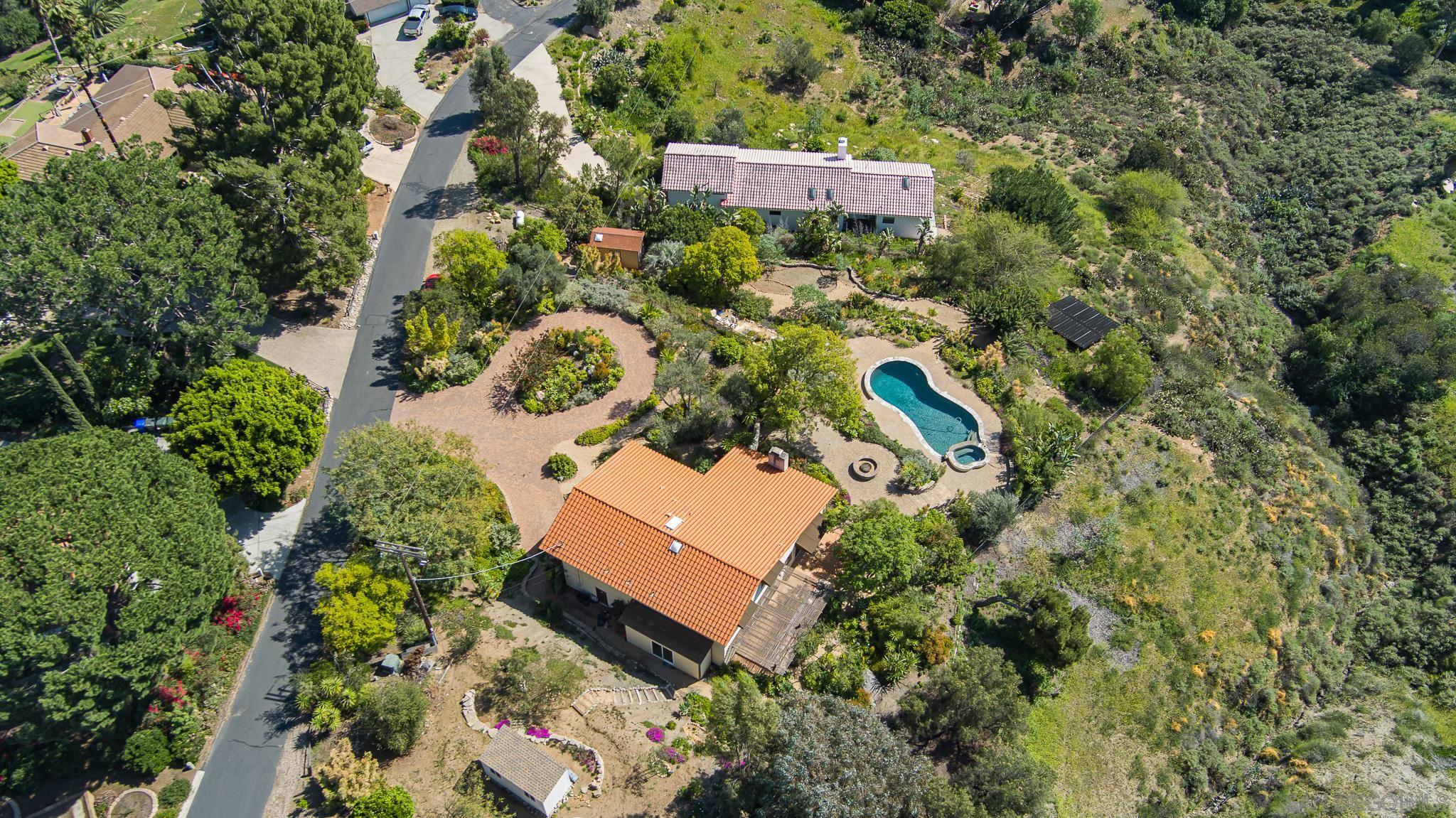 Detail Gallery Image 16 of 67 For 2871  Anaheim St, Escondido,  CA 92025 - 3 Beds | 2/1 Baths