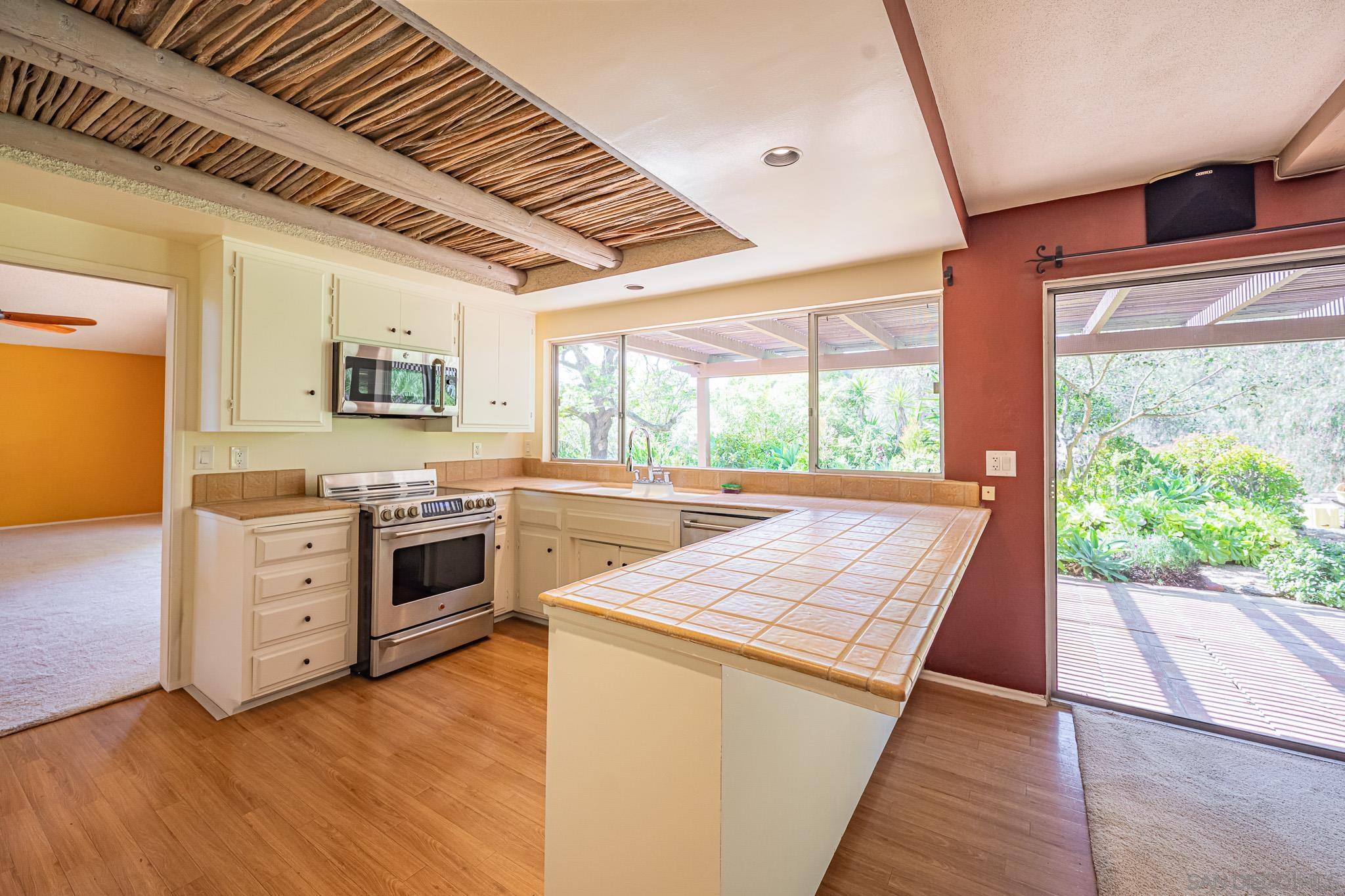 Detail Gallery Image 28 of 67 For 2871  Anaheim St, Escondido,  CA 92025 - 3 Beds | 2/1 Baths