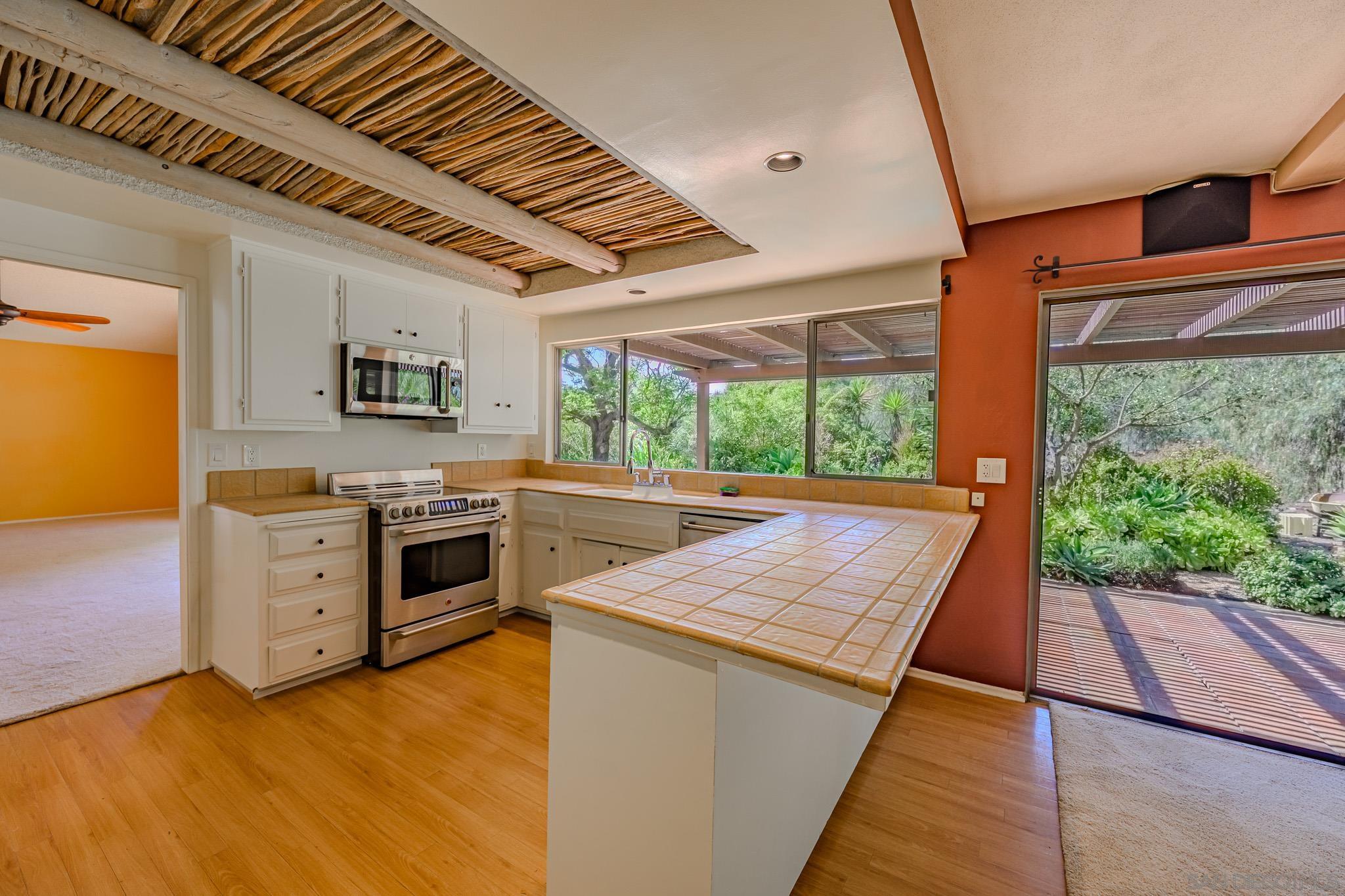 Detail Gallery Image 29 of 67 For 2871  Anaheim St, Escondido,  CA 92025 - 3 Beds | 2/1 Baths