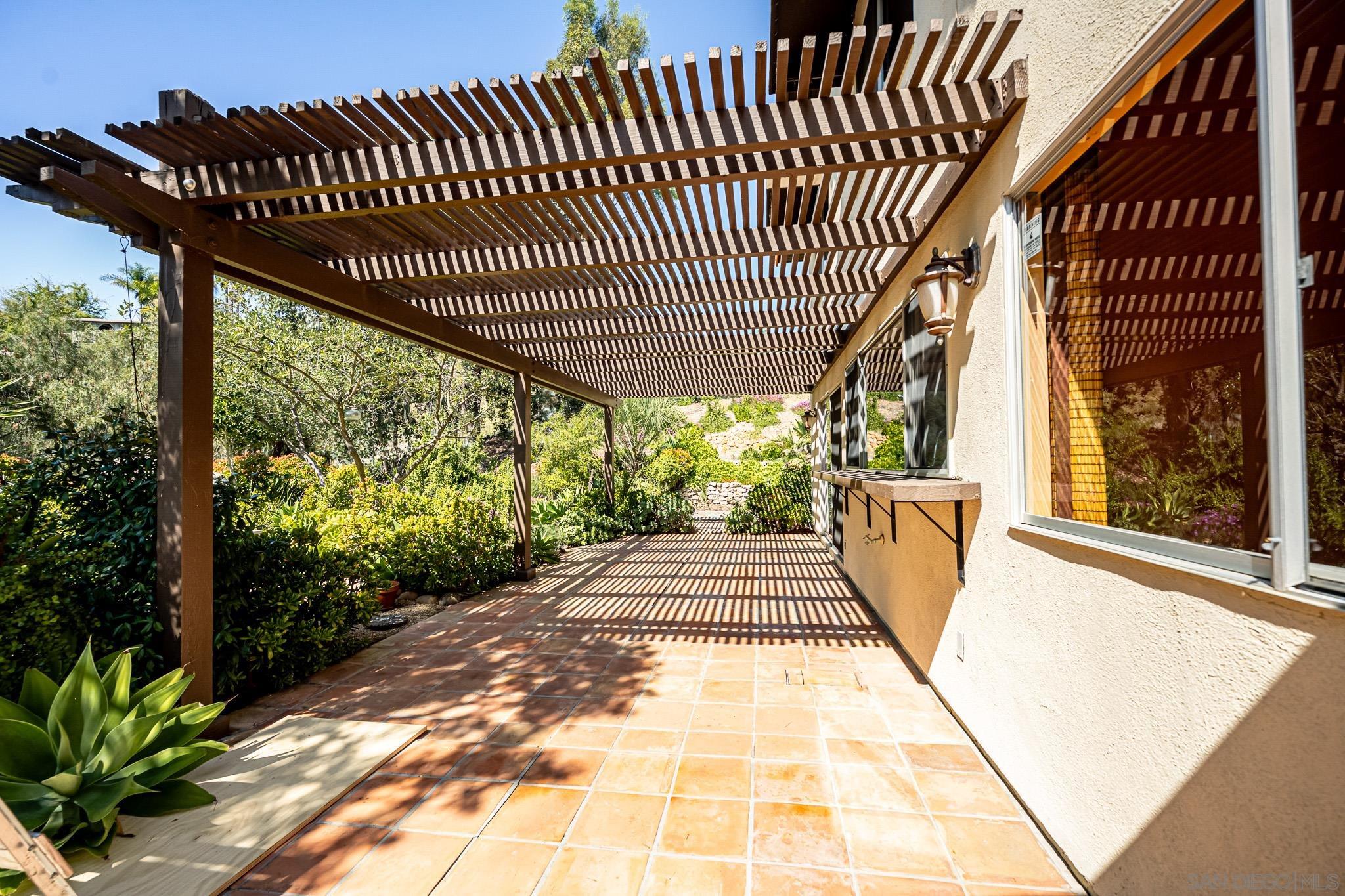 Detail Gallery Image 55 of 67 For 2871  Anaheim St, Escondido,  CA 92025 - 3 Beds | 2/1 Baths