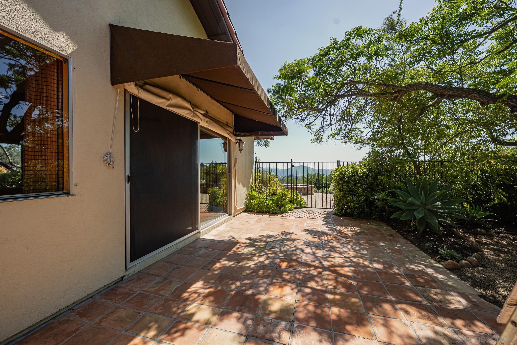 Detail Gallery Image 56 of 67 For 2871  Anaheim St, Escondido,  CA 92025 - 3 Beds | 2/1 Baths