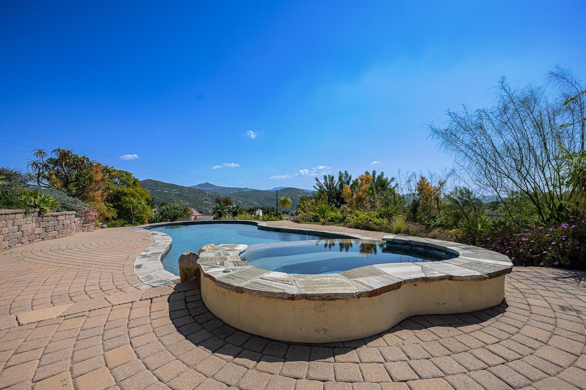 Detail Gallery Image 58 of 67 For 2871  Anaheim St, Escondido,  CA 92025 - 3 Beds | 2/1 Baths