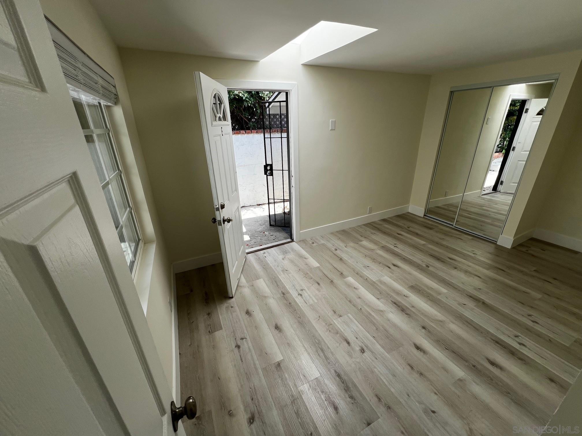 Detail Gallery Image 6 of 26 For 525 S Freeman St, Oceanside,  CA 92054 - – Beds | – Baths