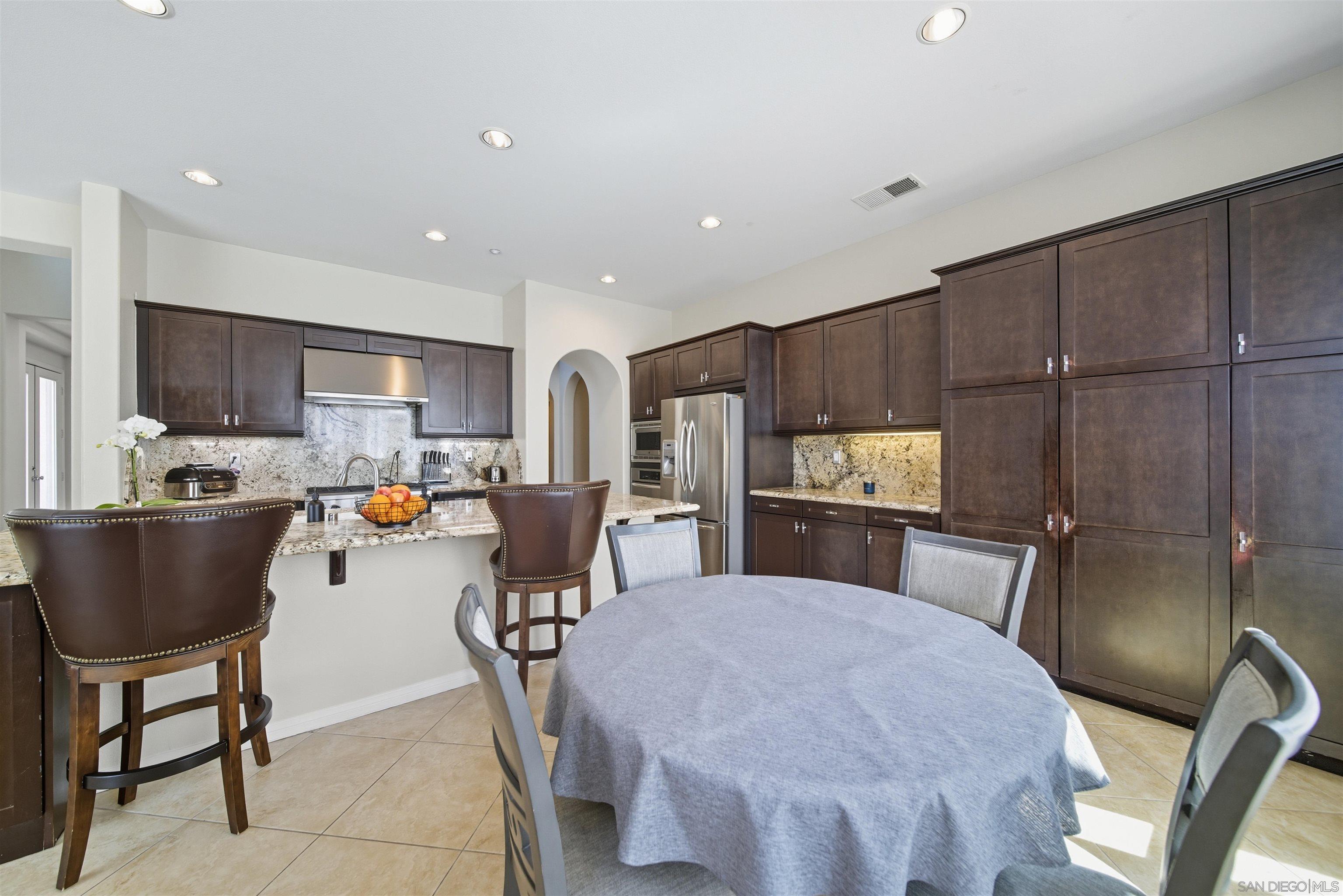 Detail Gallery Image 32 of 62 For 14257  Merion, Valley Center,  CA 92082 - 5 Beds | 4 Baths