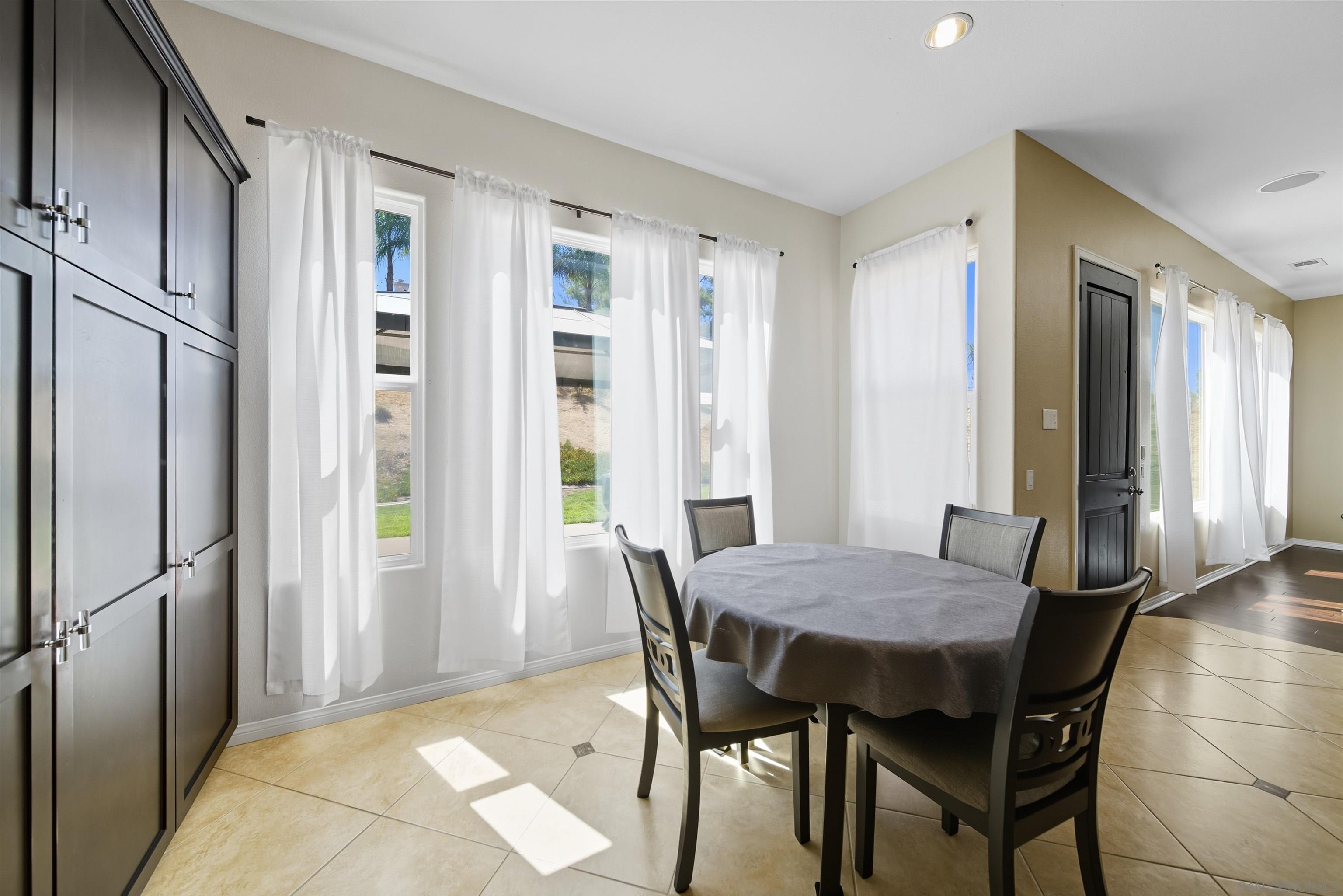 Detail Gallery Image 33 of 62 For 14257  Merion, Valley Center,  CA 92082 - 5 Beds | 4 Baths